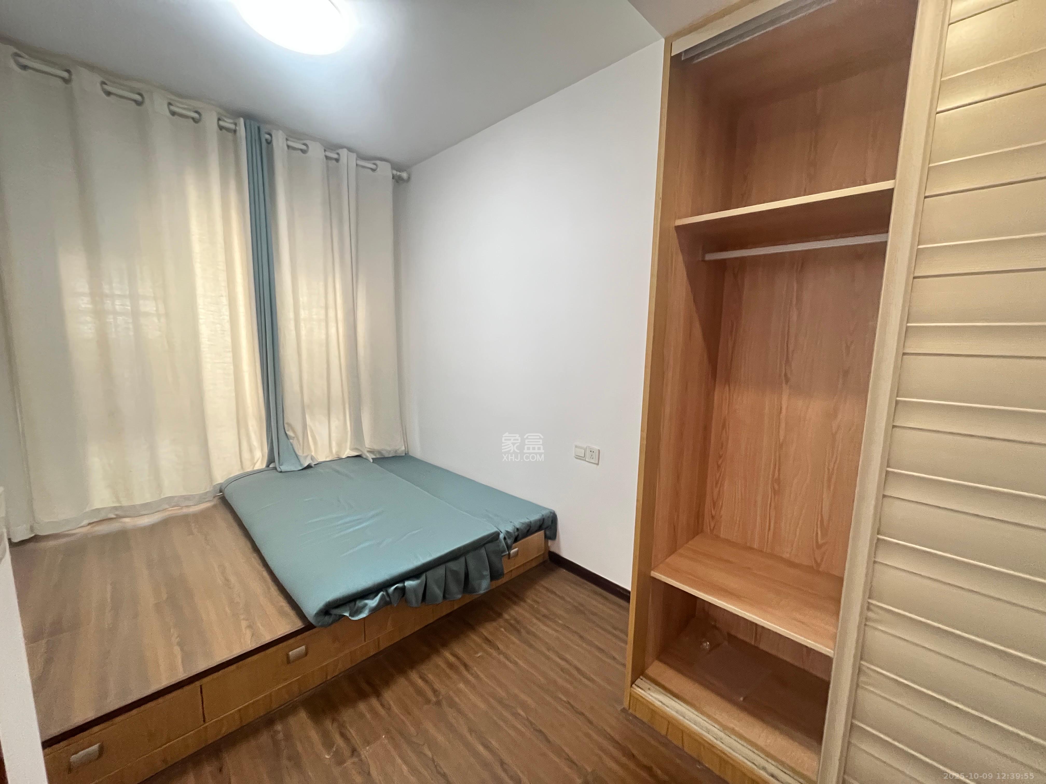 梅溪湖金茂悦(金悦雅苑) 3室2厅2卫 2600.0元/月 梅溪湖金茂悦(金悦雅苑) 3室2厅2卫 2600.0元/月室内图