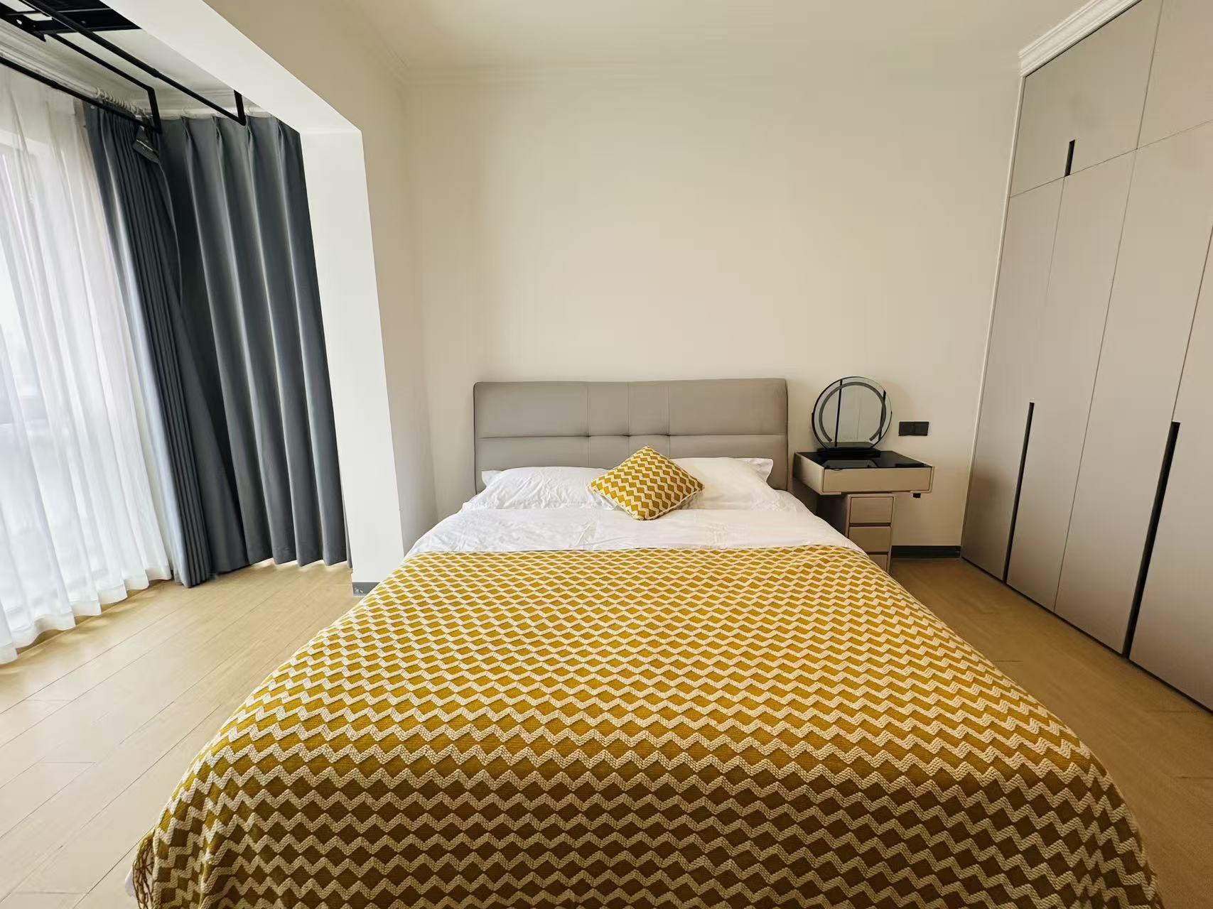 南门口安置小区二期 2室2厅1卫 2200.0元/月 南门口安置小区二期 2室2厅1卫 2200.0元/月室内图