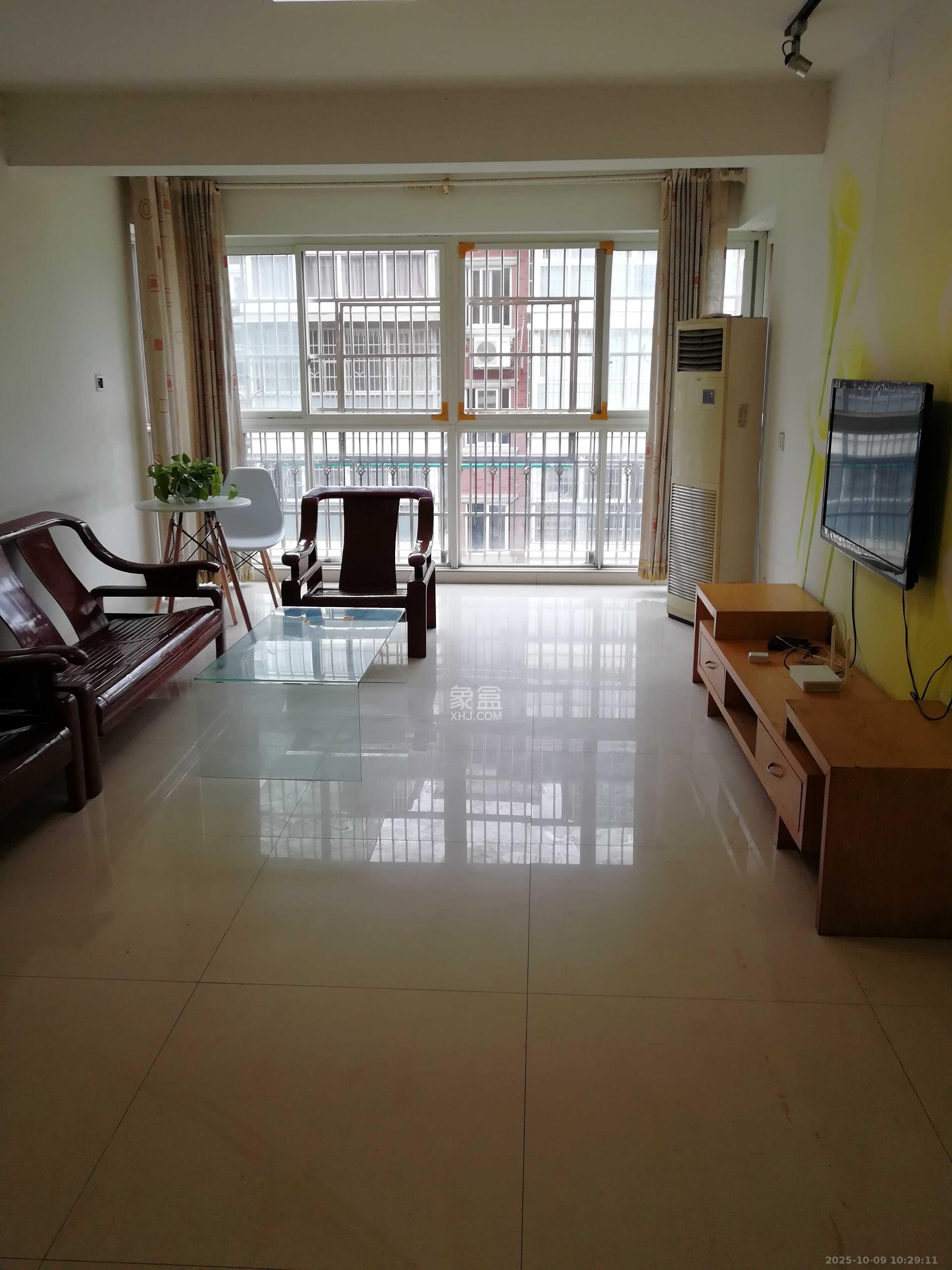 紫薇苑 3室2厅1卫 2000.0元/月 紫薇苑 3室2厅1卫 2000.0元/月室内图