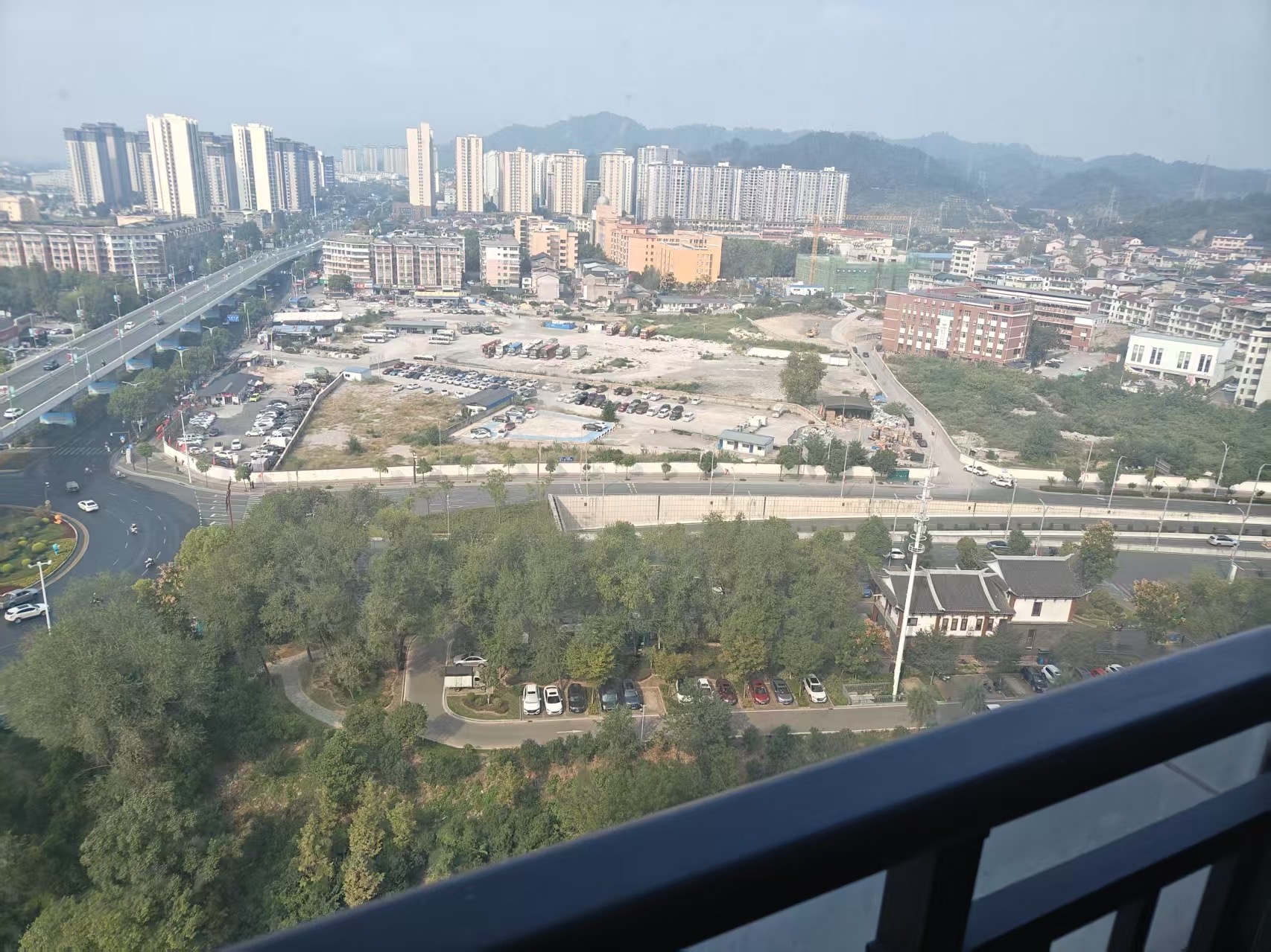 韦斯特城市花园  1室1厅1卫    1100.0元/月户型图