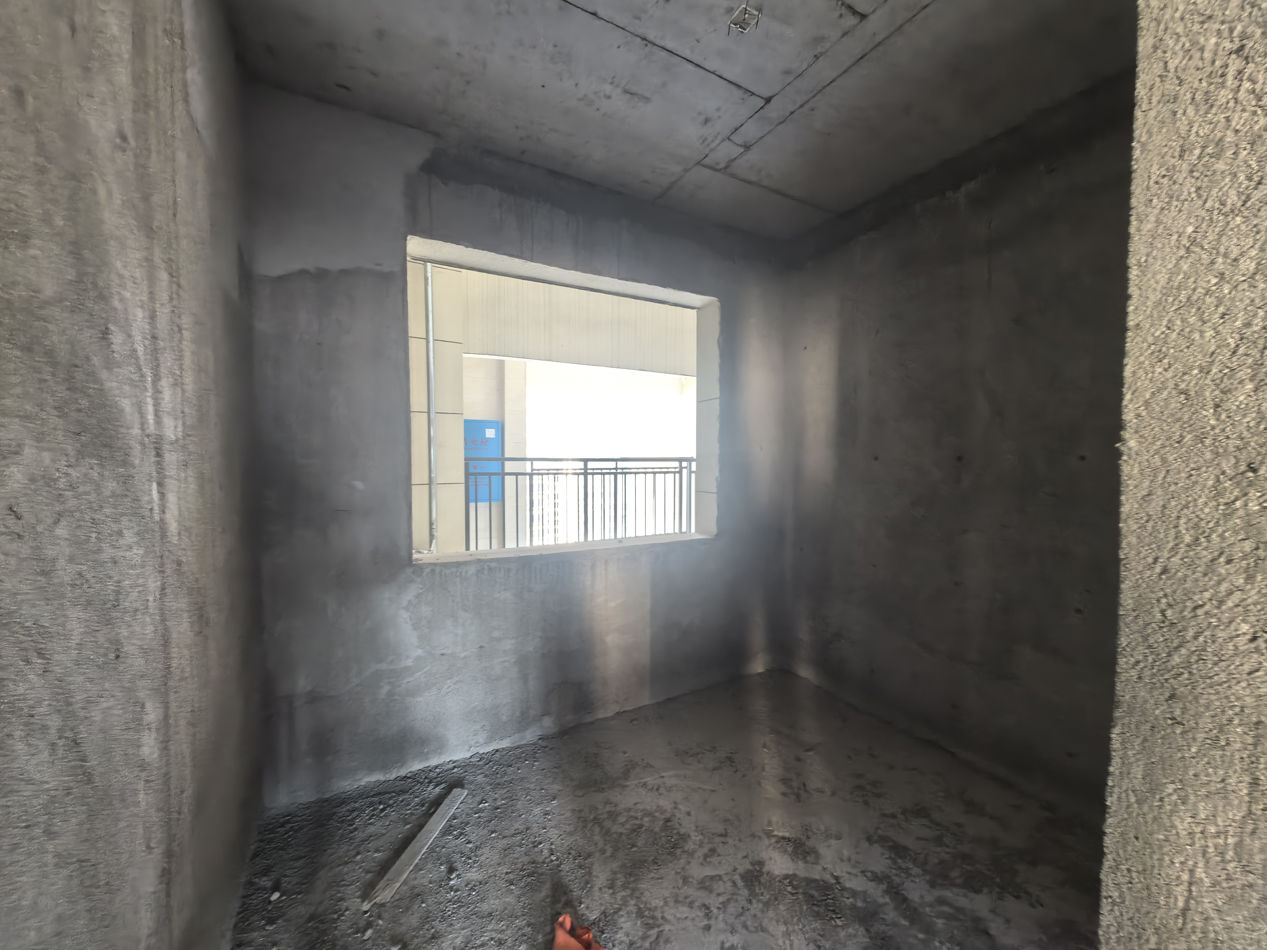 承龙大名城 4室2厅2卫 70.0万 承龙大名城 4室2厅2卫 70.0万客厅