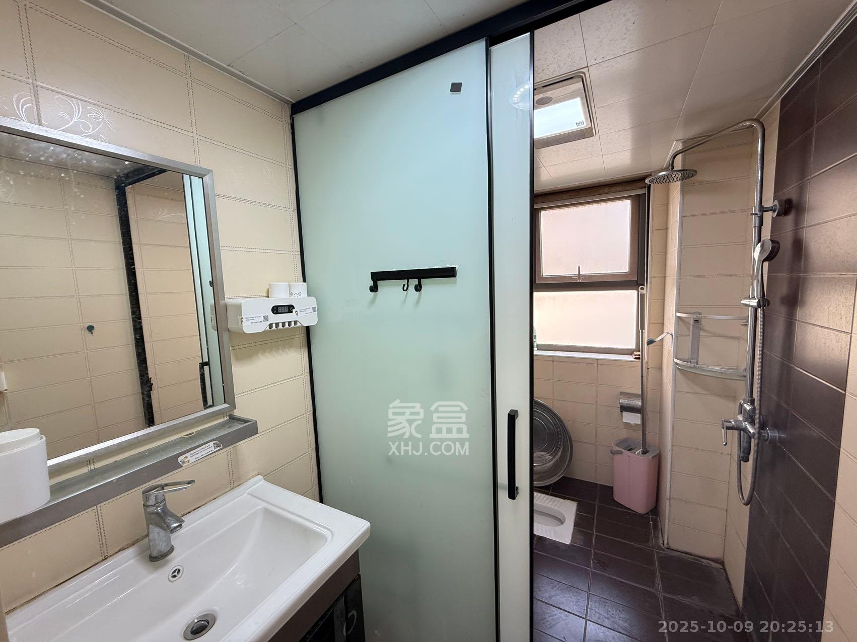 怡海星城 1室2厅1卫 1800.0元/月 怡海星城 1室2厅1卫 1800.0元/月室内图