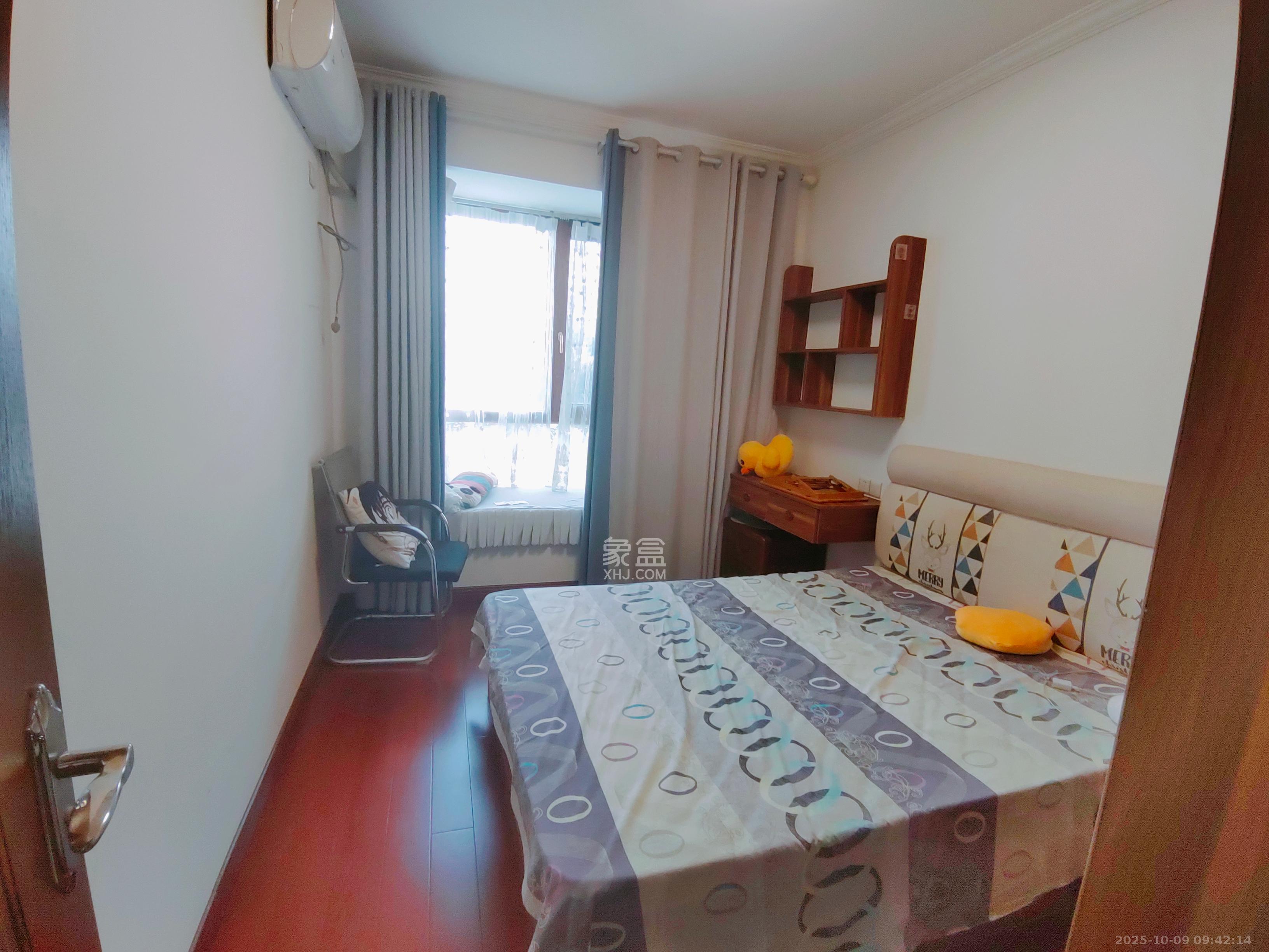 荣升家园(湘江熙岸)  3室2厅2卫    2900.0元/月 荣升家园(湘江熙岸)  3室2厅2卫    2900.0元/月室内图