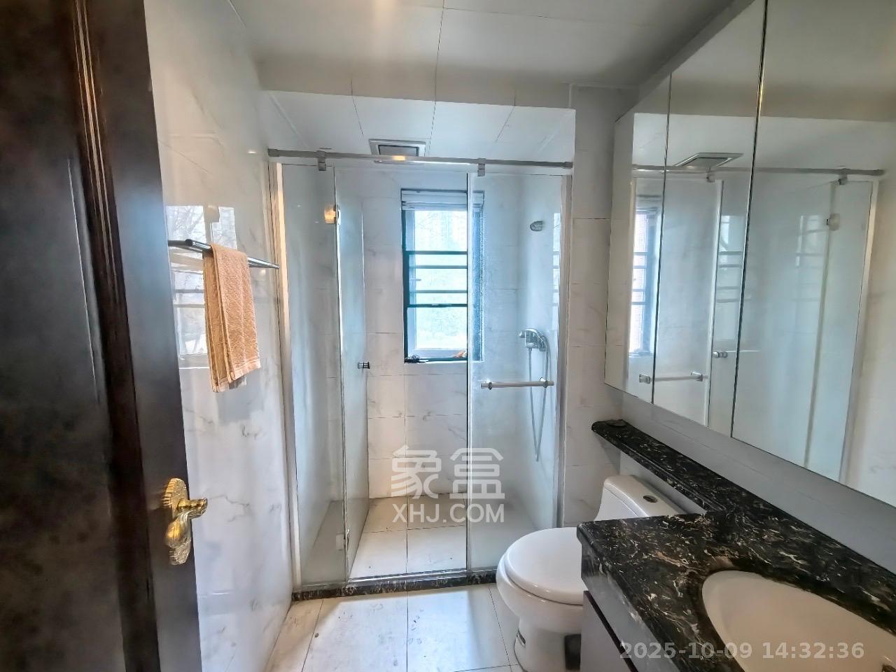 恒大雅苑 4室2厅2卫 3400.0元/月 恒大雅苑 4室2厅2卫 3400.0元/月室内图