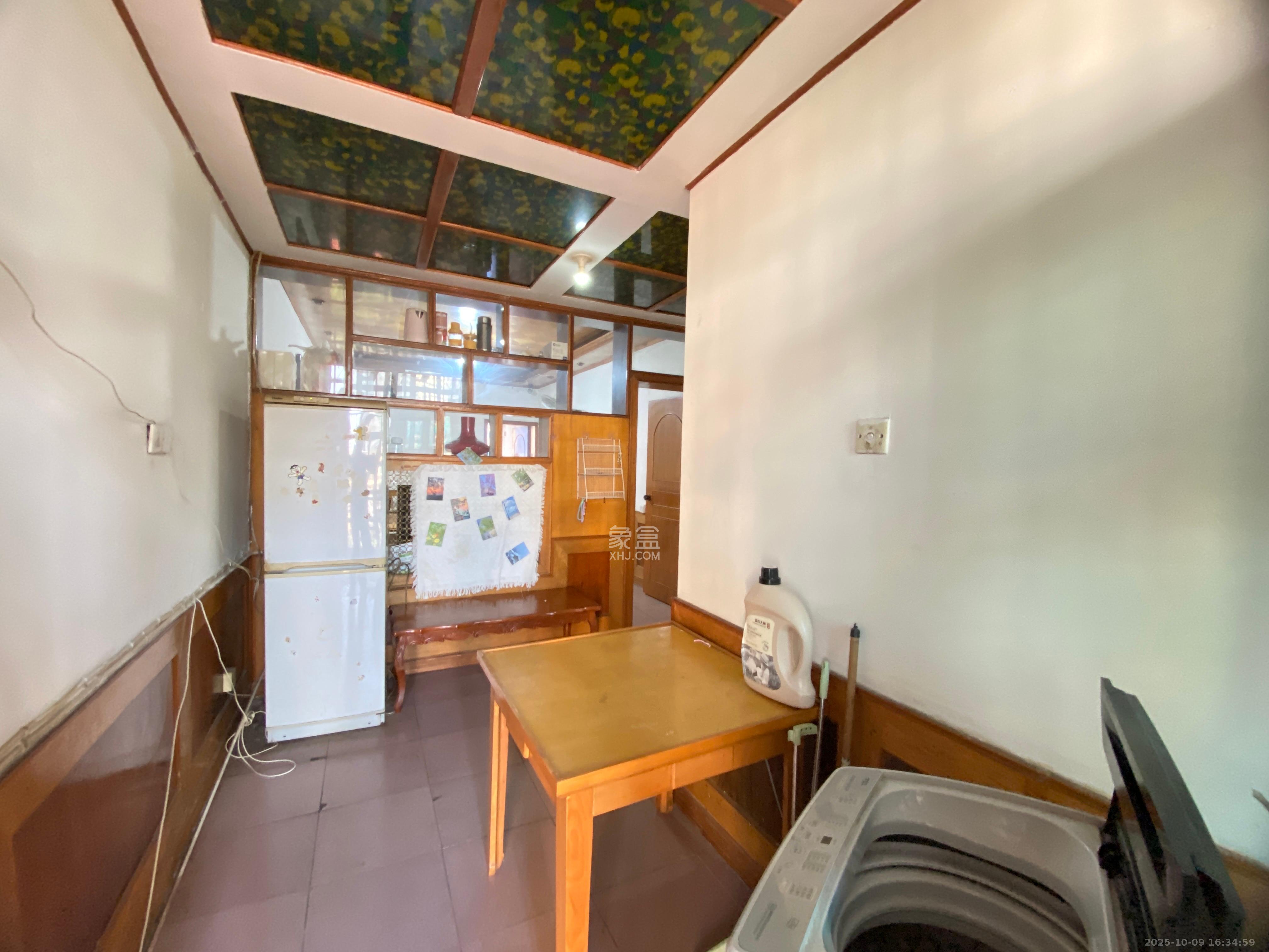 湖南第六工程有限公司机关小区（六公司机关大院）  1室1厅1卫    1300.0元/月室内图