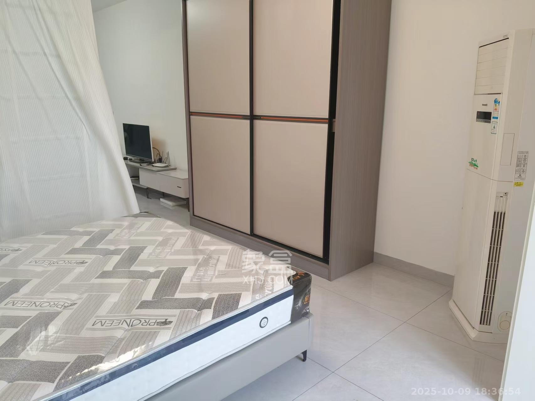 天心华庭 1室1厅1卫 2100.0元/月 天心华庭 1室1厅1卫 2100.0元/月室内图