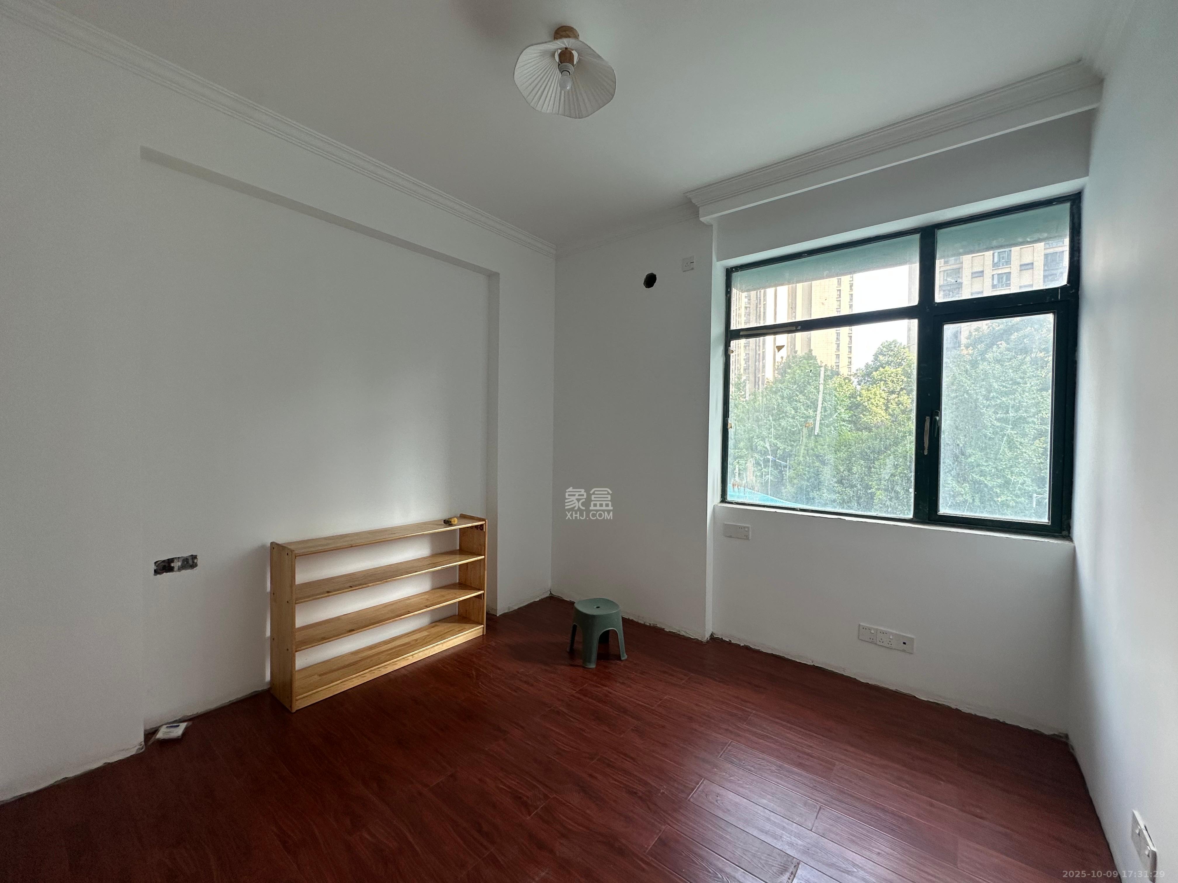 华盛新外滩 4室2厅2卫 3800.0元/月 华盛新外滩 4室2厅2卫 3800.0元/月室内图