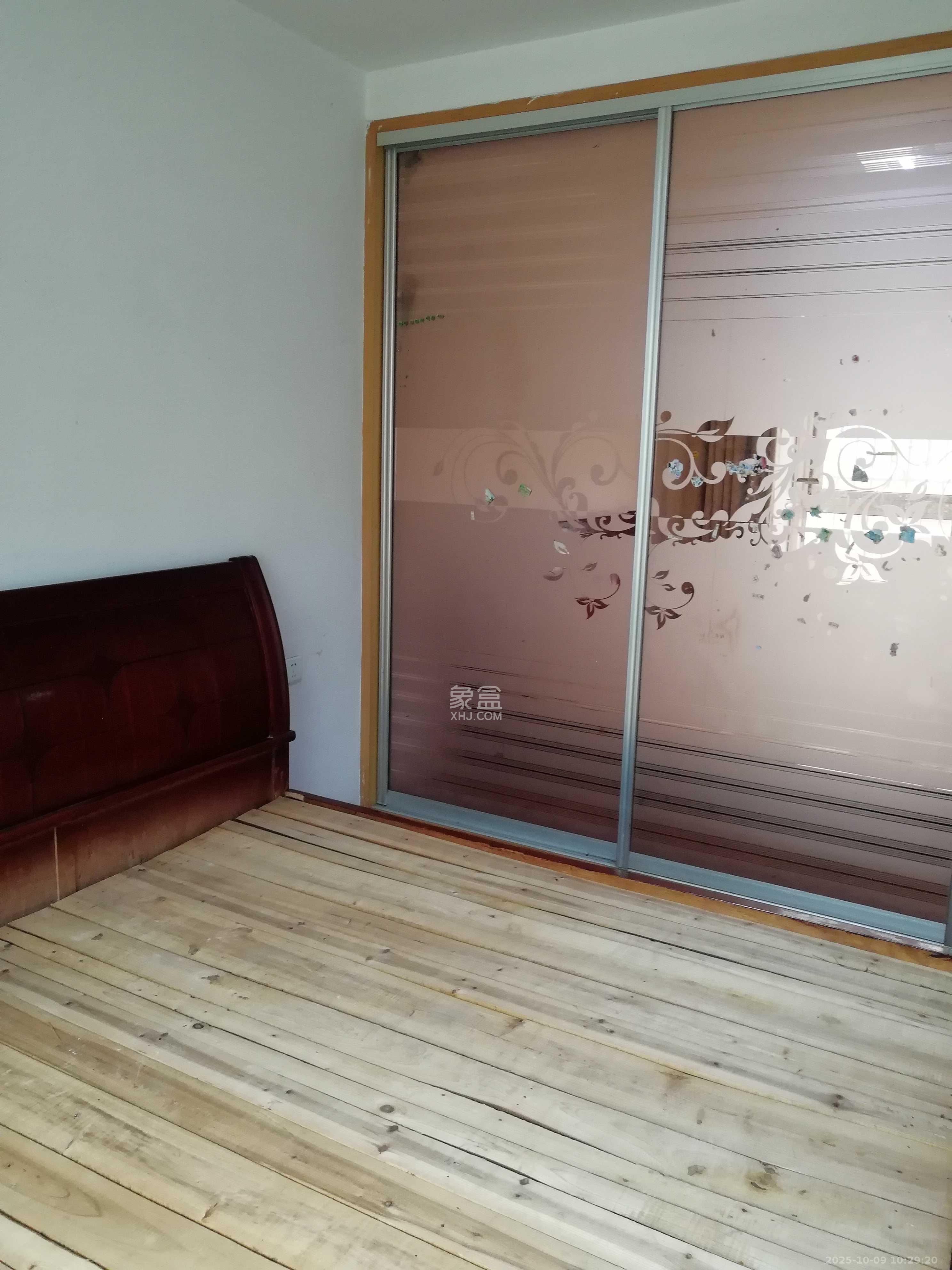 紫薇苑  3室2厅1卫    2000.0元/月室内图