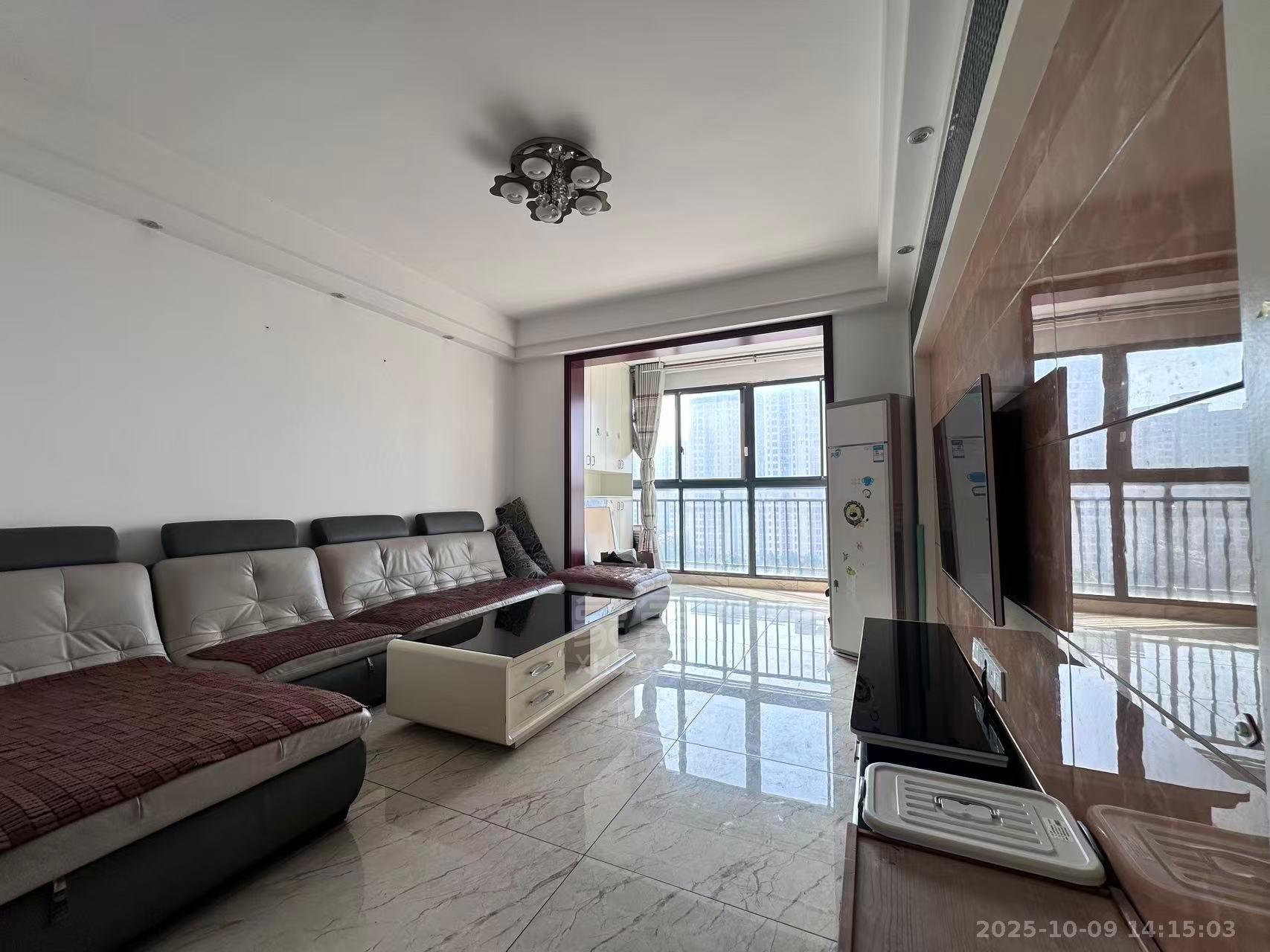 山水文园 2室2厅1卫 1600.0元/月 山水文园 2室2厅1卫 1600.0元/月室内图