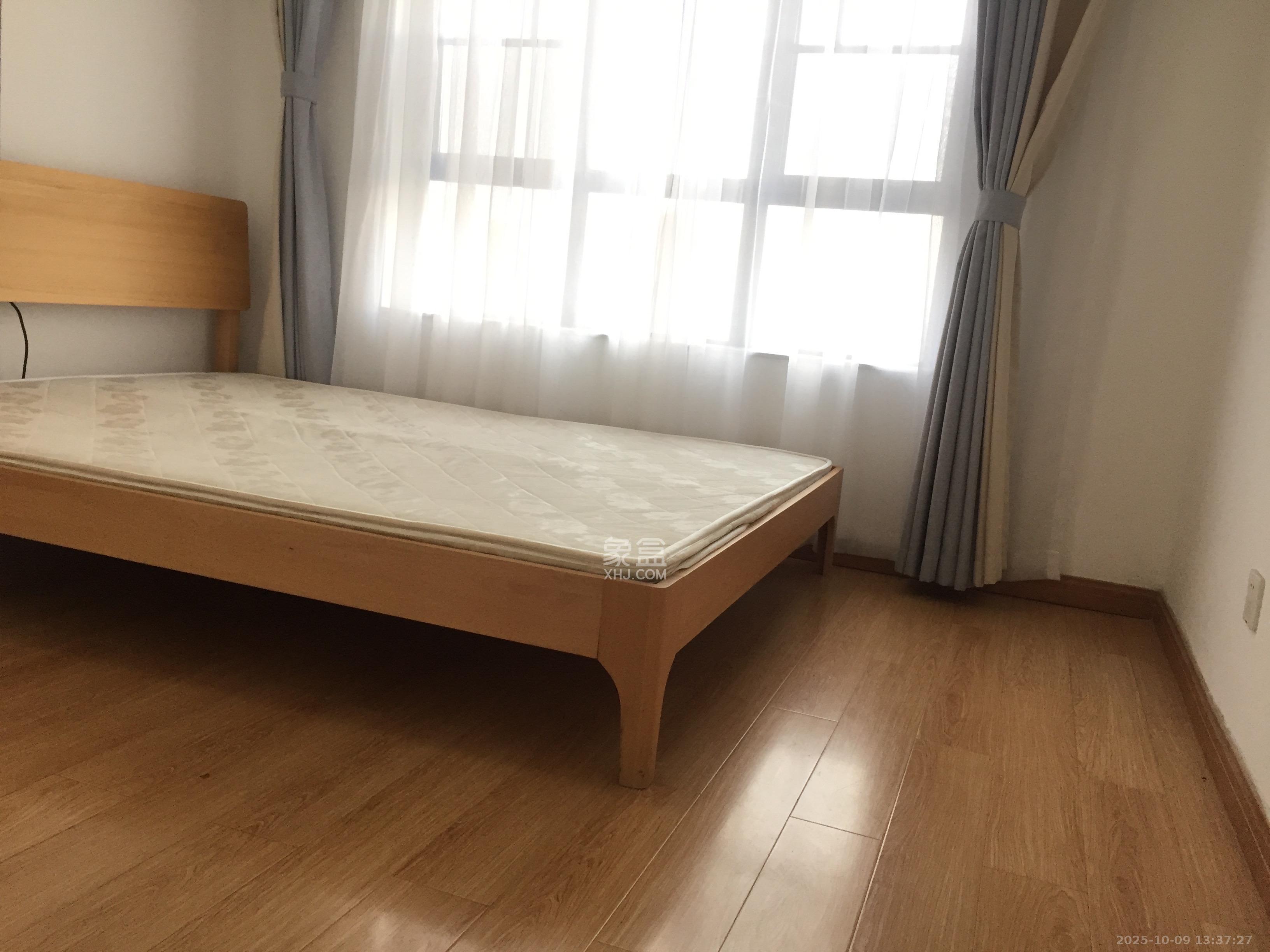 宜家湘颂(景致雅苑) 2室1厅1卫 2300.0元/月 宜家湘颂(景致雅苑) 2室1厅1卫 2300.0元/月室内图