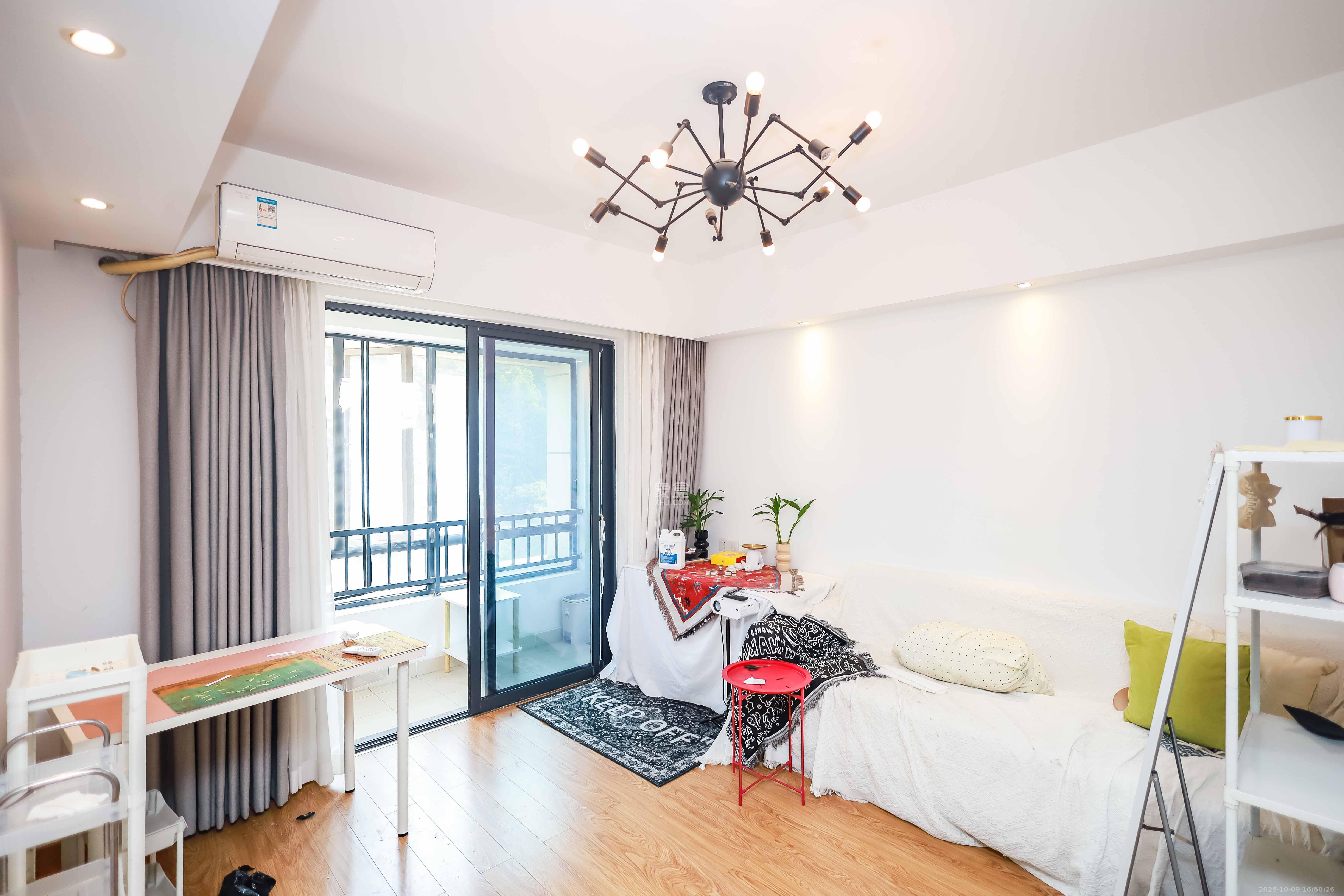 荣泰广场  1室1厅1卫    50.0万 荣泰广场  1室1厅1卫    50.0万