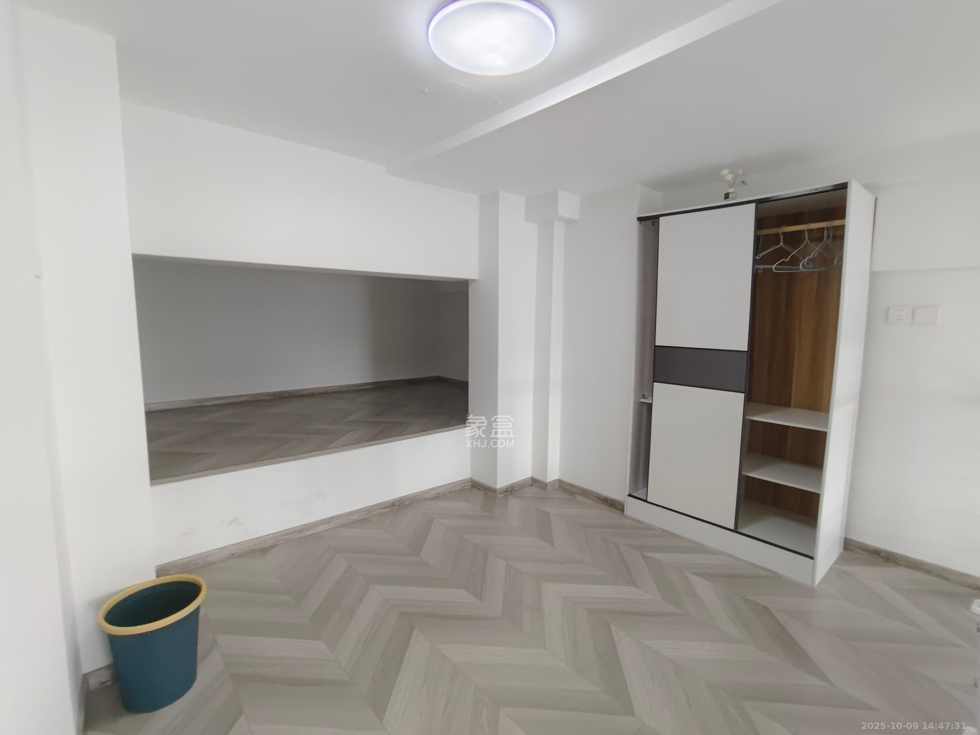 中海阅溪府 2室1厅1卫 1700.0元/月 中海阅溪府 2室1厅1卫 1700.0元/月室内图