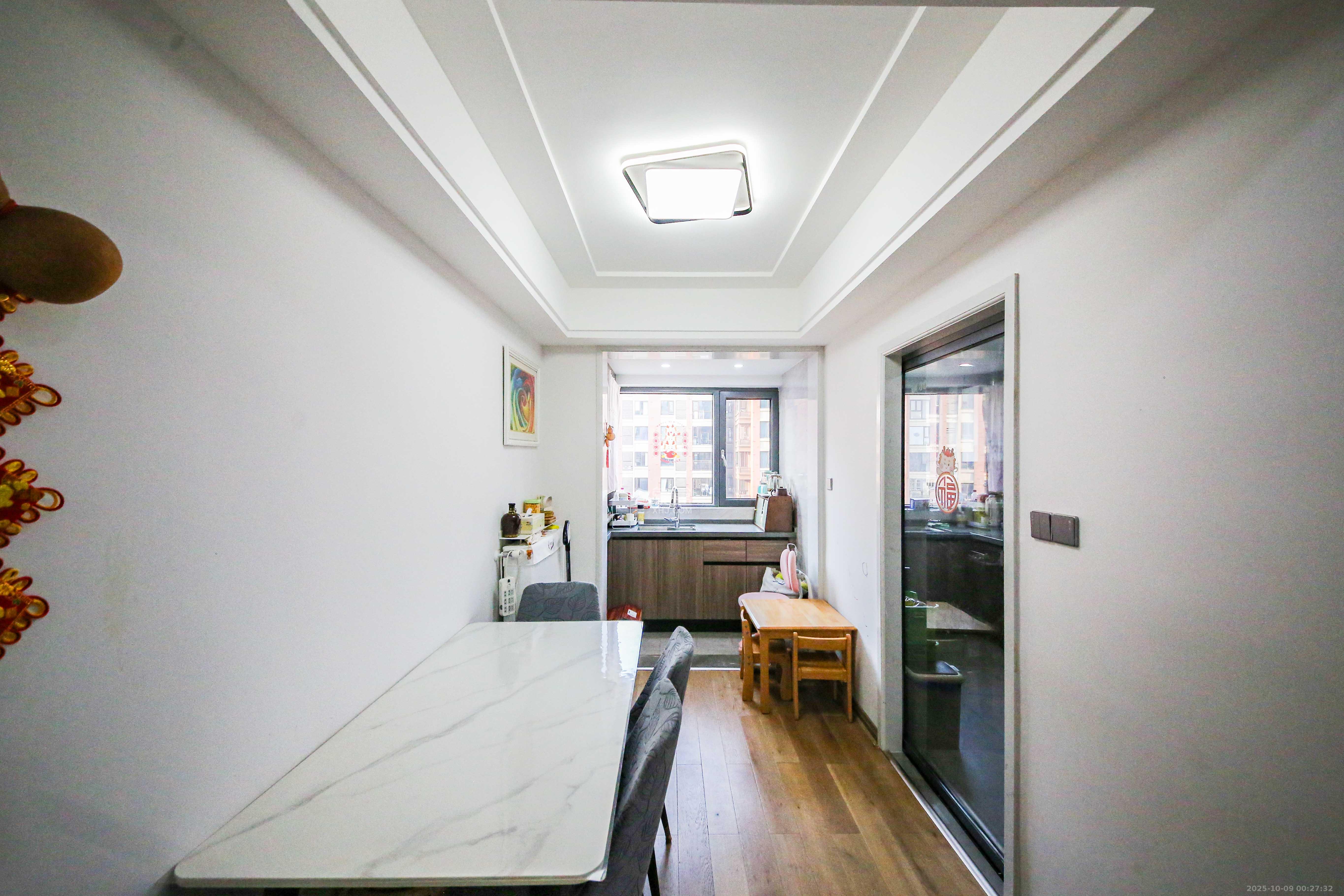 鑫远翡丽郡(鑫远翡丽雅苑) 4室2厅2卫 200.0万 鑫远翡丽郡(鑫远翡丽雅苑) 4室2厅2卫 200.0万客厅