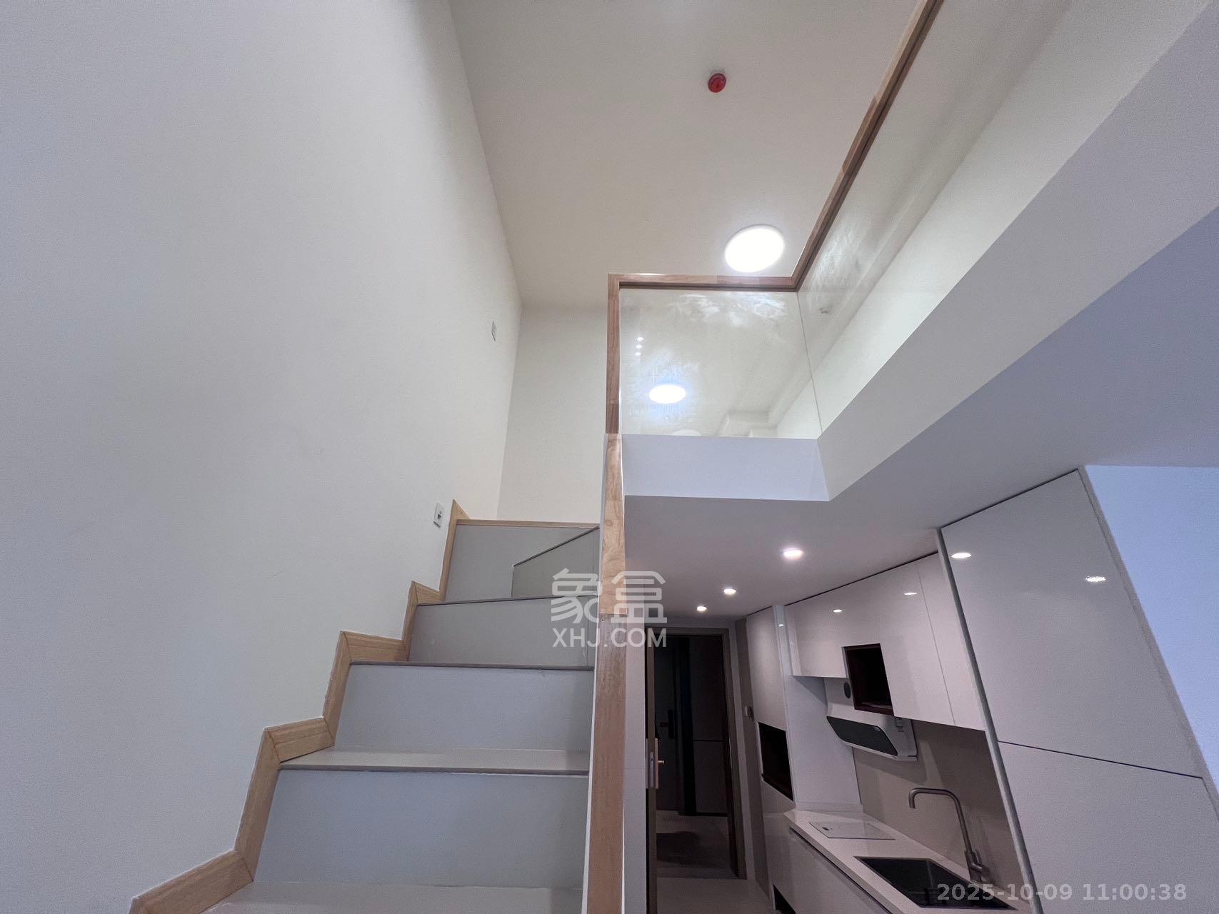 时代MOMA云PARK  2室1厅1卫    2700.0元/月 时代MOMA云PARK  2室1厅1卫    2700.0元/月室内图