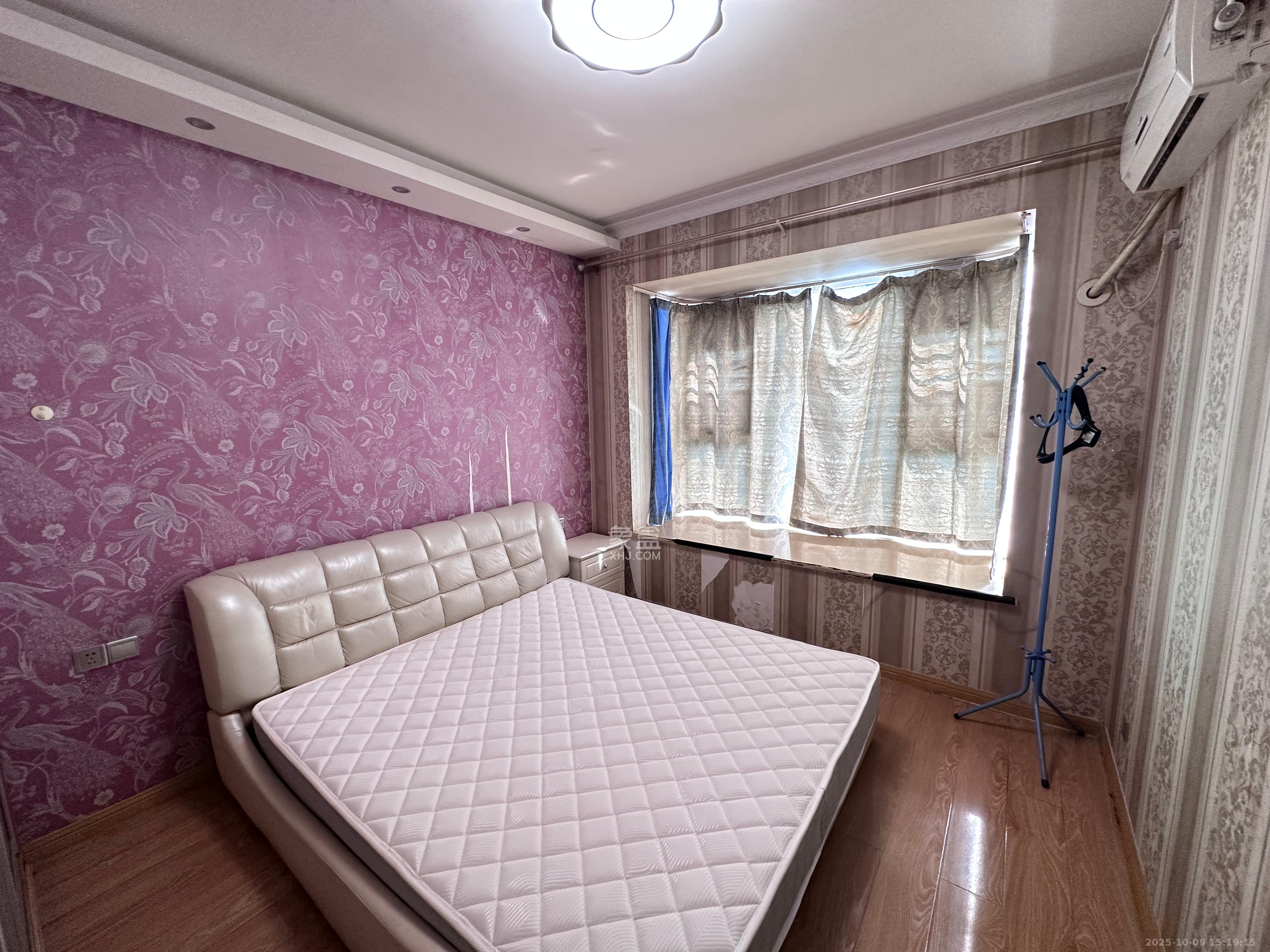 金鼎公园尚 2室2厅1卫 1800.0元/月 金鼎公园尚 2室2厅1卫 1800.0元/月室内图