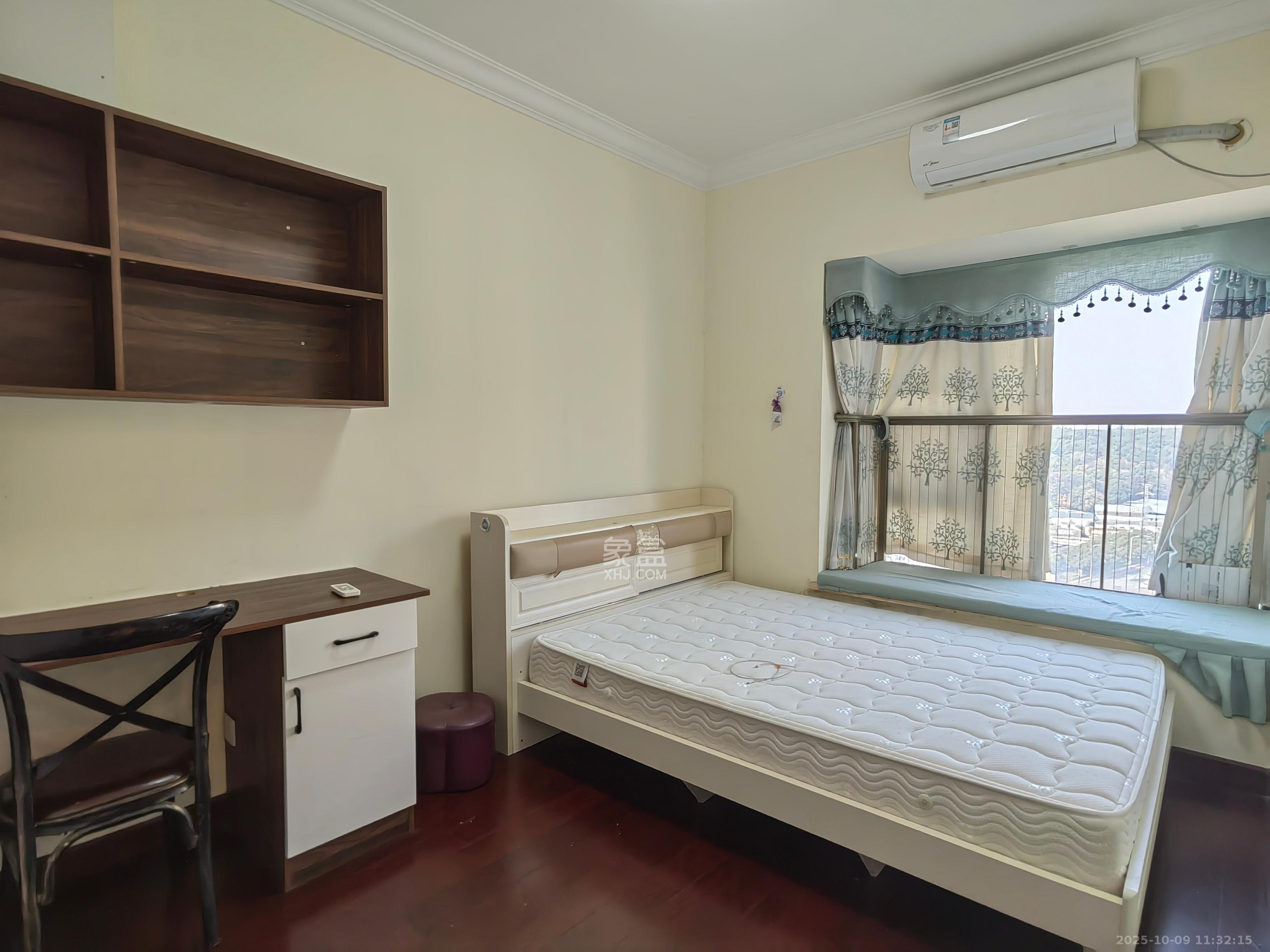 恒大城 3室2厅1卫 2200.0元/月 恒大城 3室2厅1卫 2200.0元/月室内图