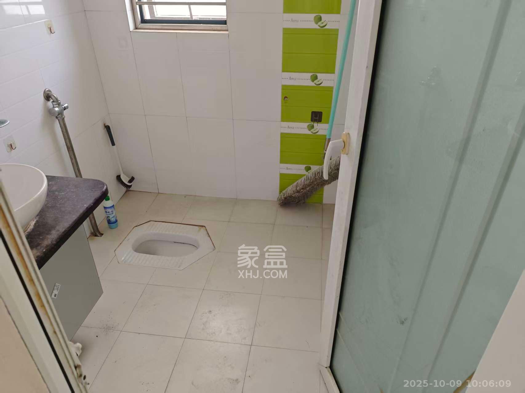 华菱蓝调国际(华菱.香墅美地) 3室2厅2卫 2200.0元/月 华菱蓝调国际(华菱.香墅美地) 3室2厅2卫 2200.0元/月室内图