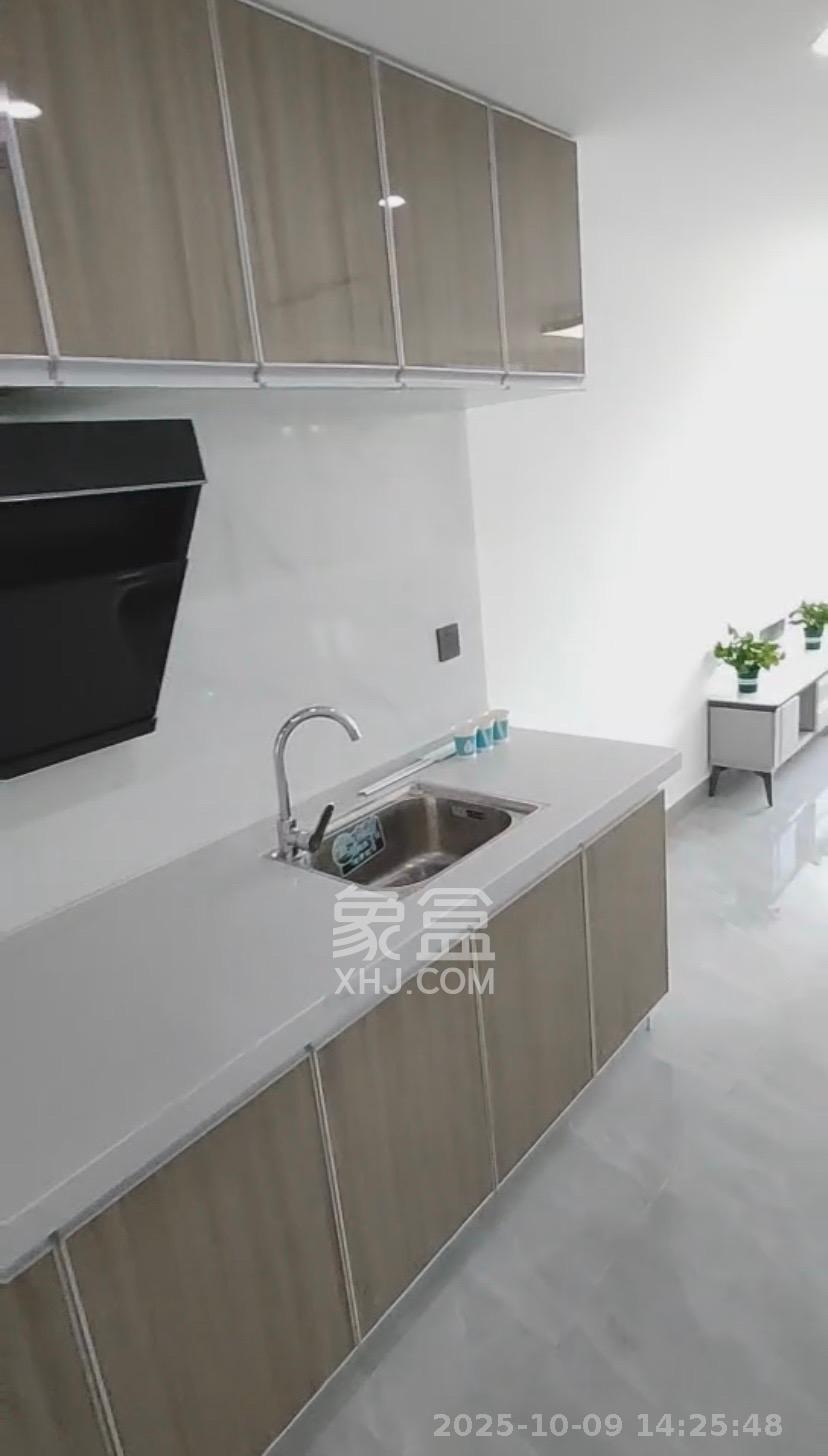 新城悦隽公园  2室1厅1卫    1600.0元/月室内图