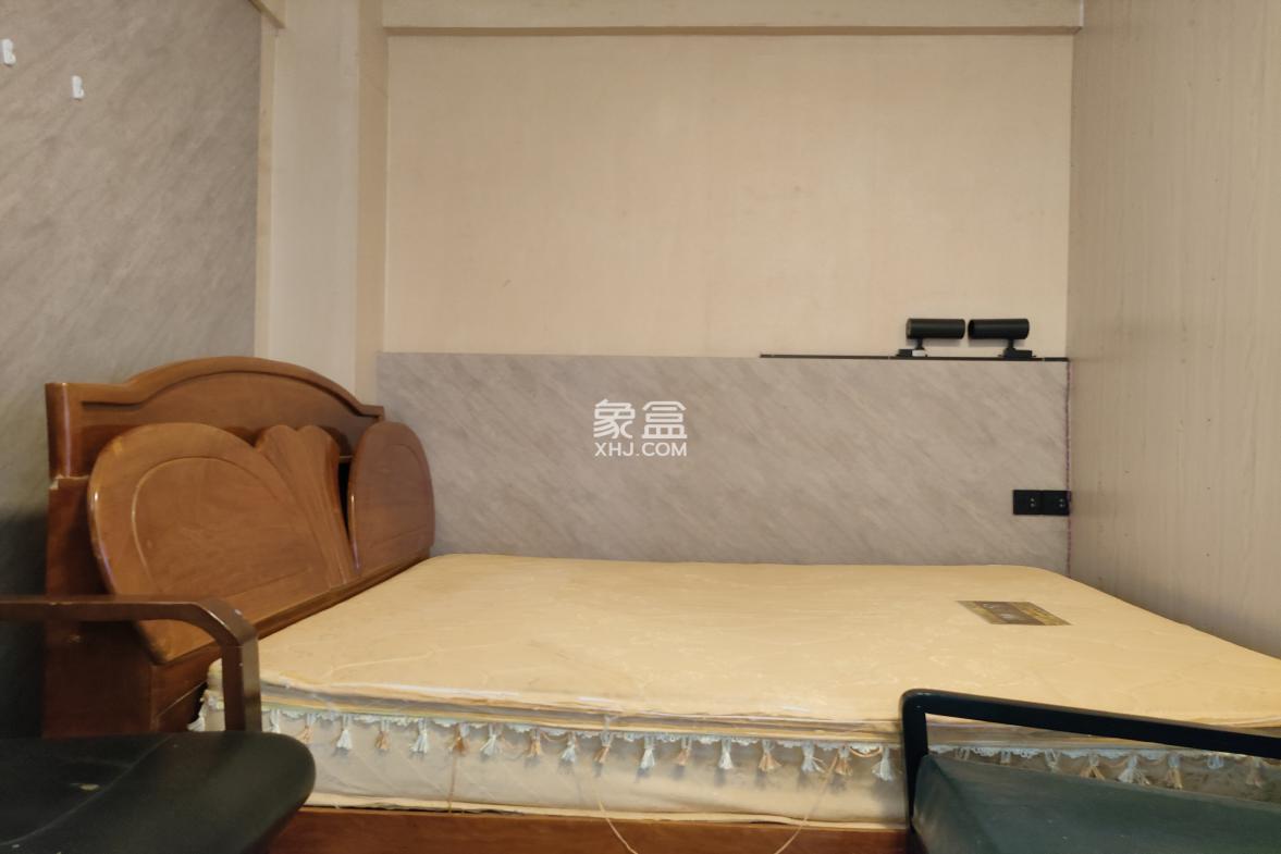 汇锦名城 5室2厅2卫 4800.0元/月 汇锦名城 5室2厅2卫 4800.0元/月室内图