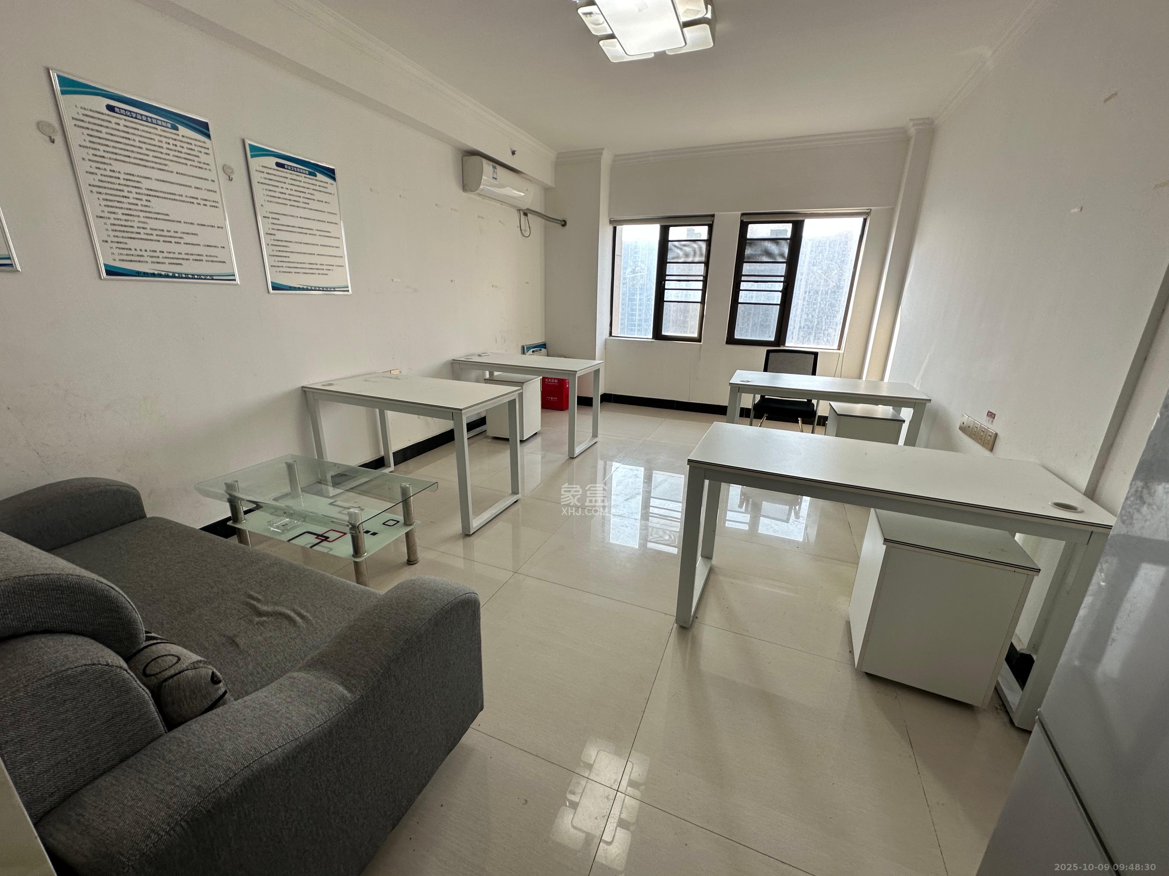 钰龙天下二期(钰龙佳园)  1室0厅1卫    1200.0元/月 钰龙天下二期(钰龙佳园)  1室0厅1卫    1200.0元/月室内图