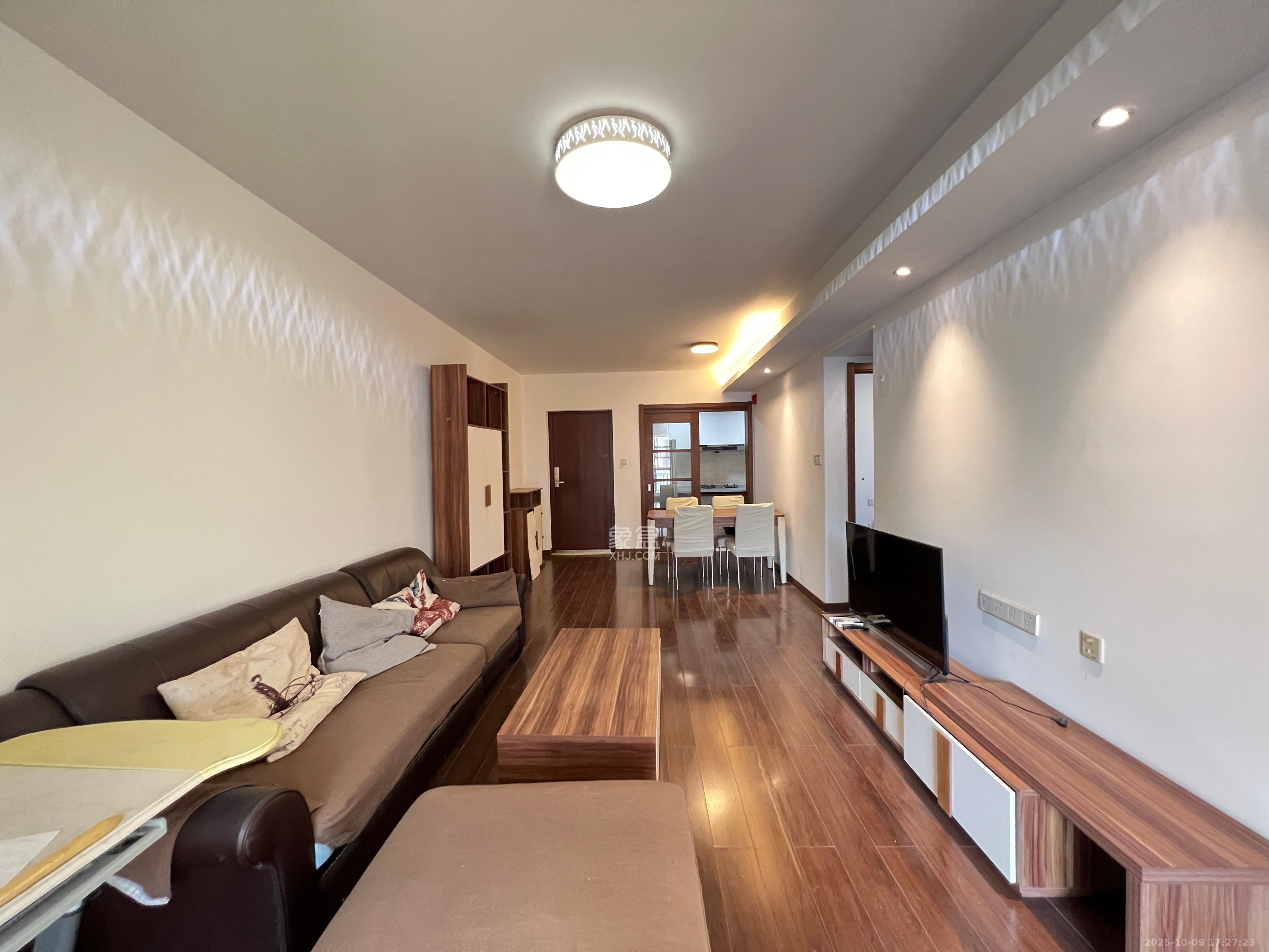 万科里梅溪郡  3室2厅2卫    3300.0元/月 万科里梅溪郡  3室2厅2卫    3300.0元/月