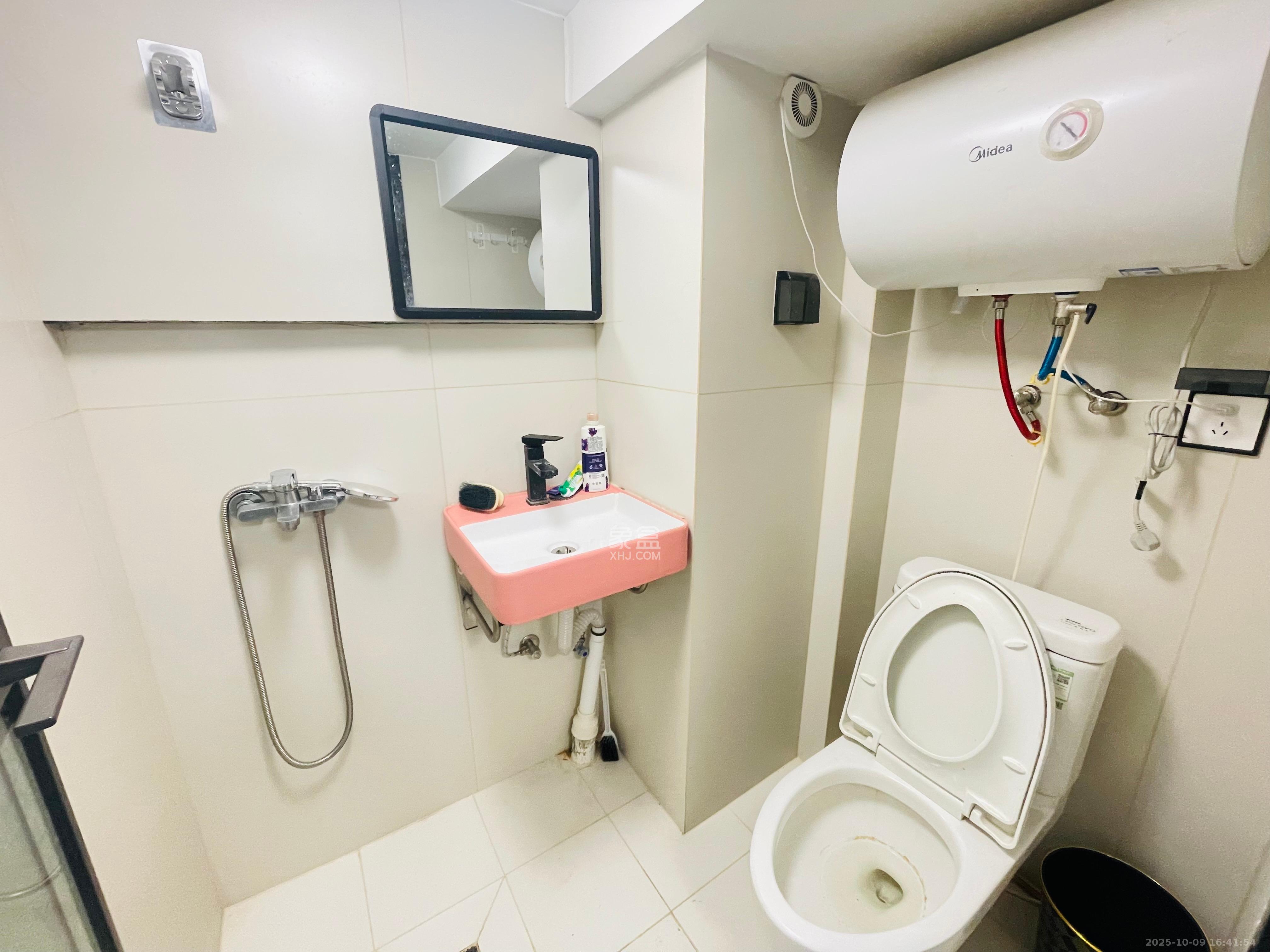 梅溪悦章 1室1厅1卫 1400.0元/月 梅溪悦章 1室1厅1卫 1400.0元/月室内图