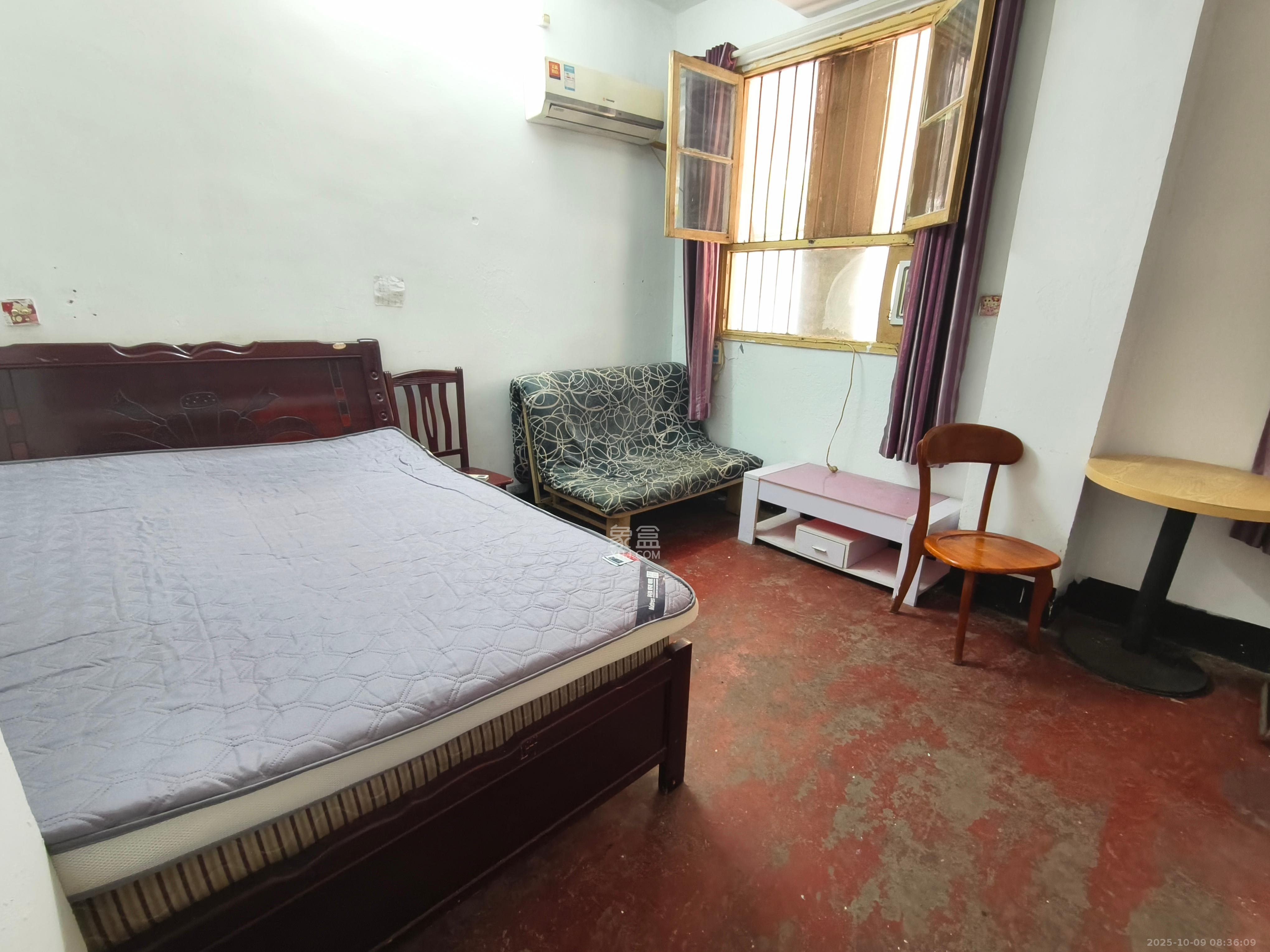 长勘小区 1室0厅0卫 1000.0元/月 长勘小区 1室0厅0卫 1000.0元/月室内图