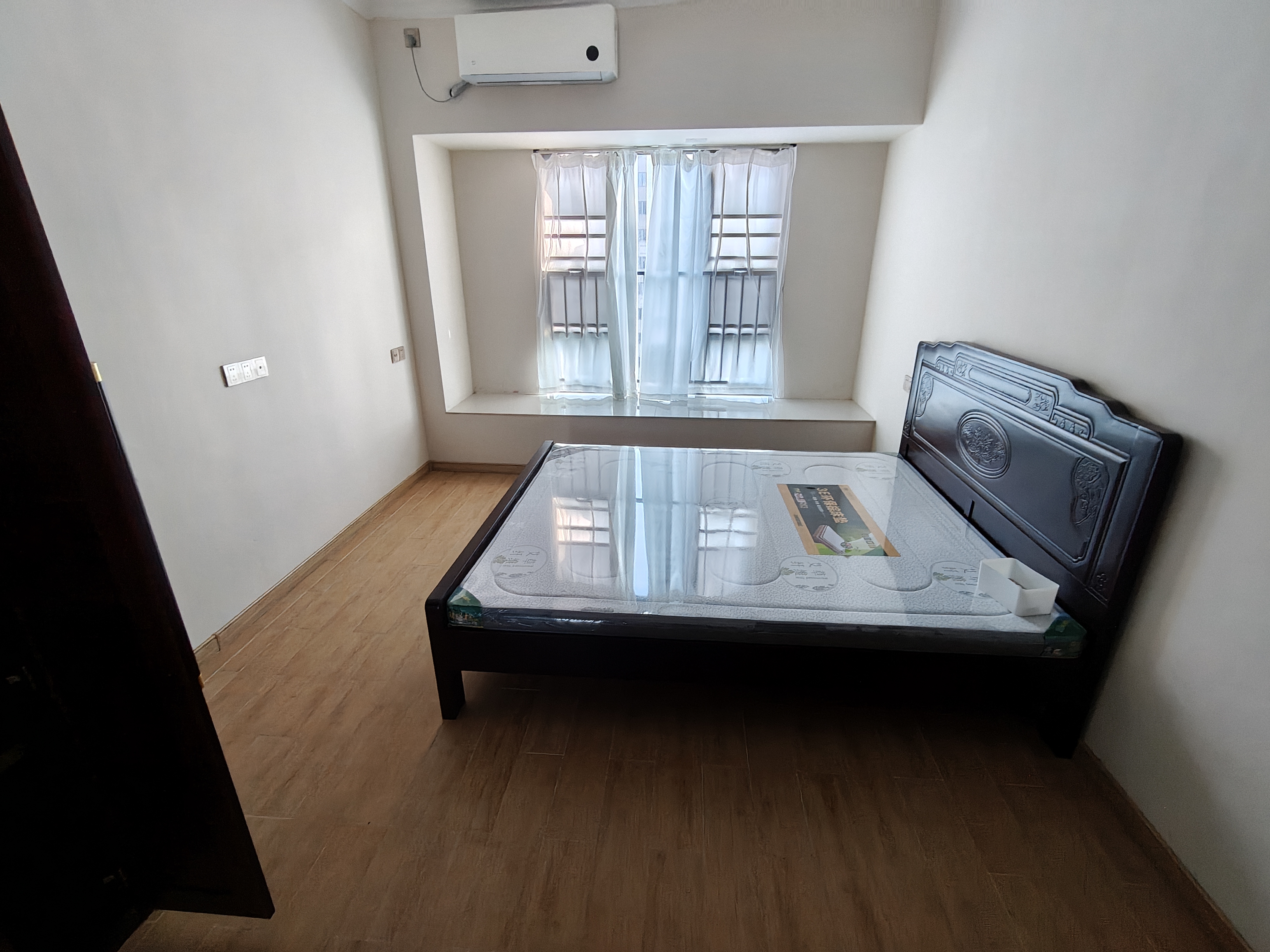 碧桂园剑桥郡 4室2厅2卫 3800.0元/月 碧桂园剑桥郡 4室2厅2卫 3800.0元/月室内图