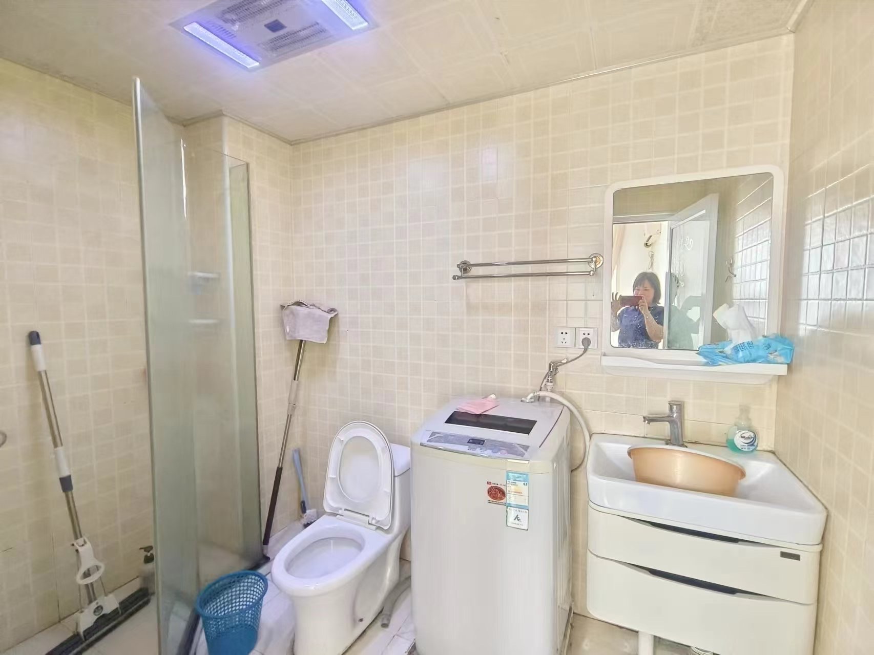 冠都现代城(冠都幸福彼岸) 1室1厅2卫 1000.0元/月 冠都现代城(冠都幸福彼岸) 1室1厅2卫 1000.0元/月室内图