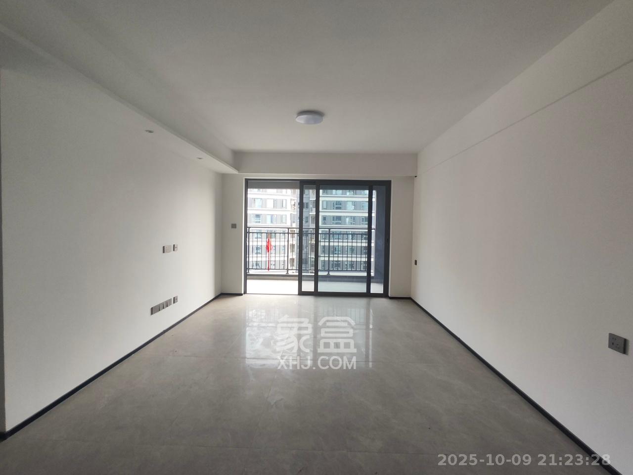 轨道万科悦府  3室2厅2卫    3200.0元/月 轨道万科悦府  3室2厅2卫    3200.0元/月