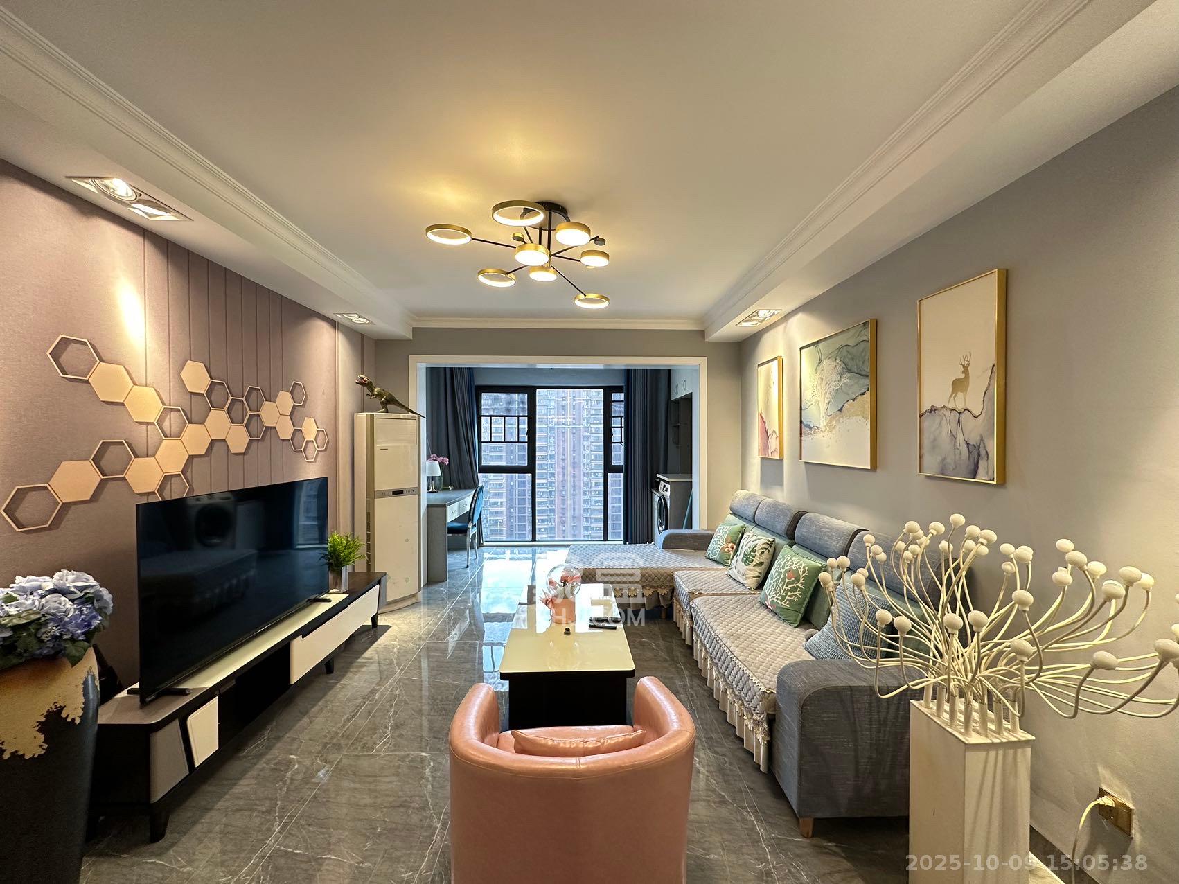 中欣楚天熙苑  2室1厅1卫    3200.0元/月 中欣楚天熙苑  2室1厅1卫    3200.0元/月室内图