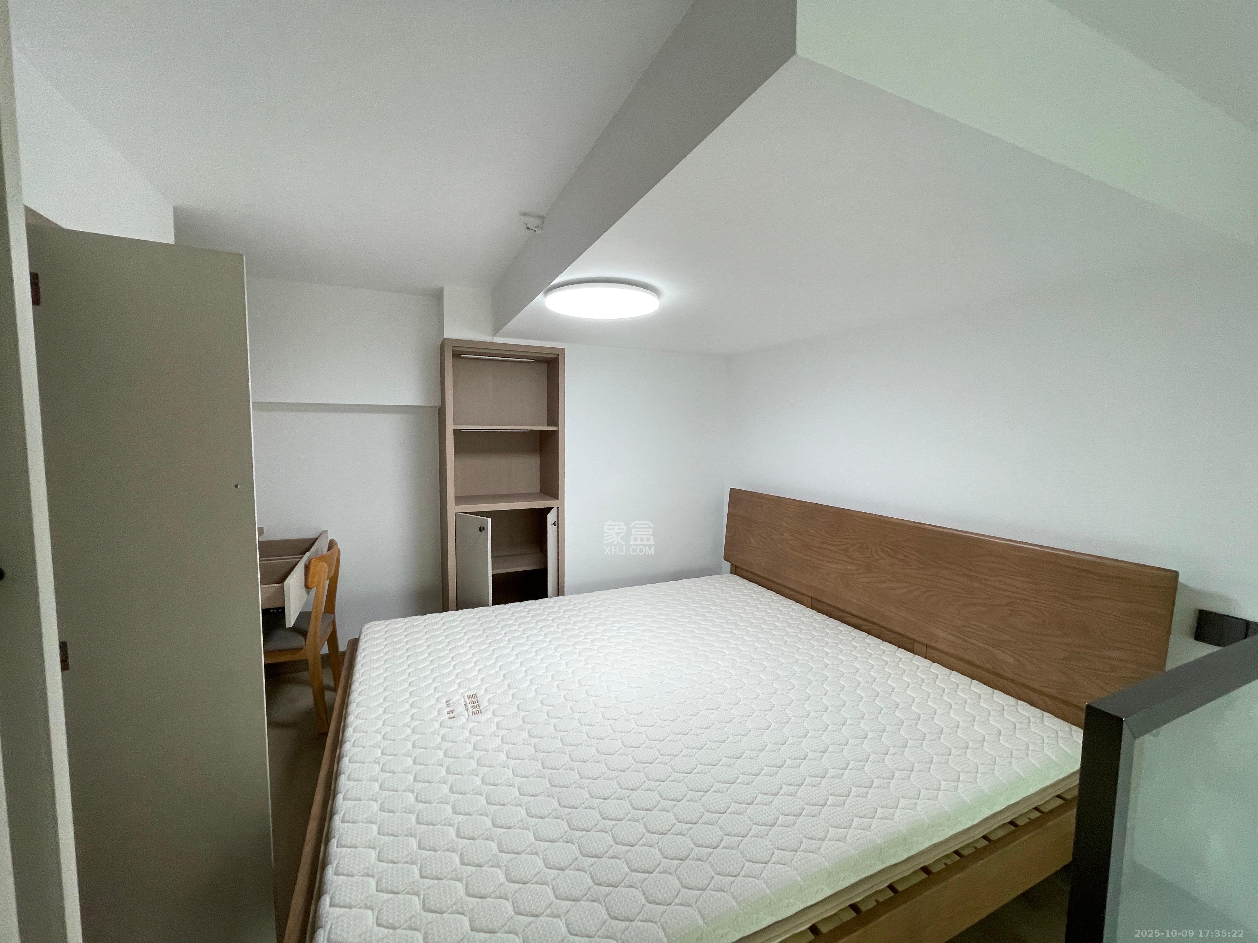 力高凤凰新天  1室1厅1卫    2300.0元/月室内图