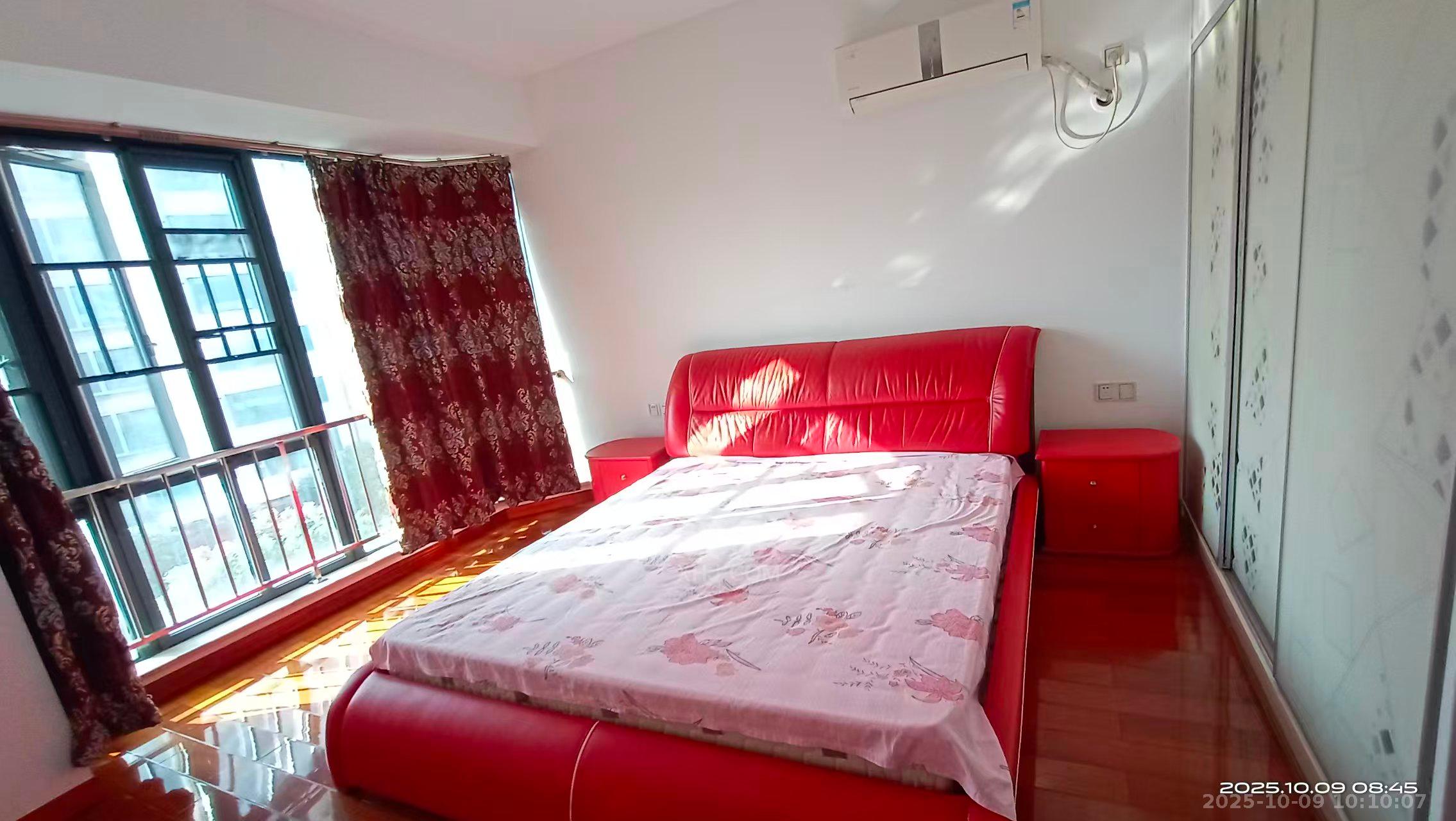 山水国际  3室2厅2卫    1600.0元/月室内图