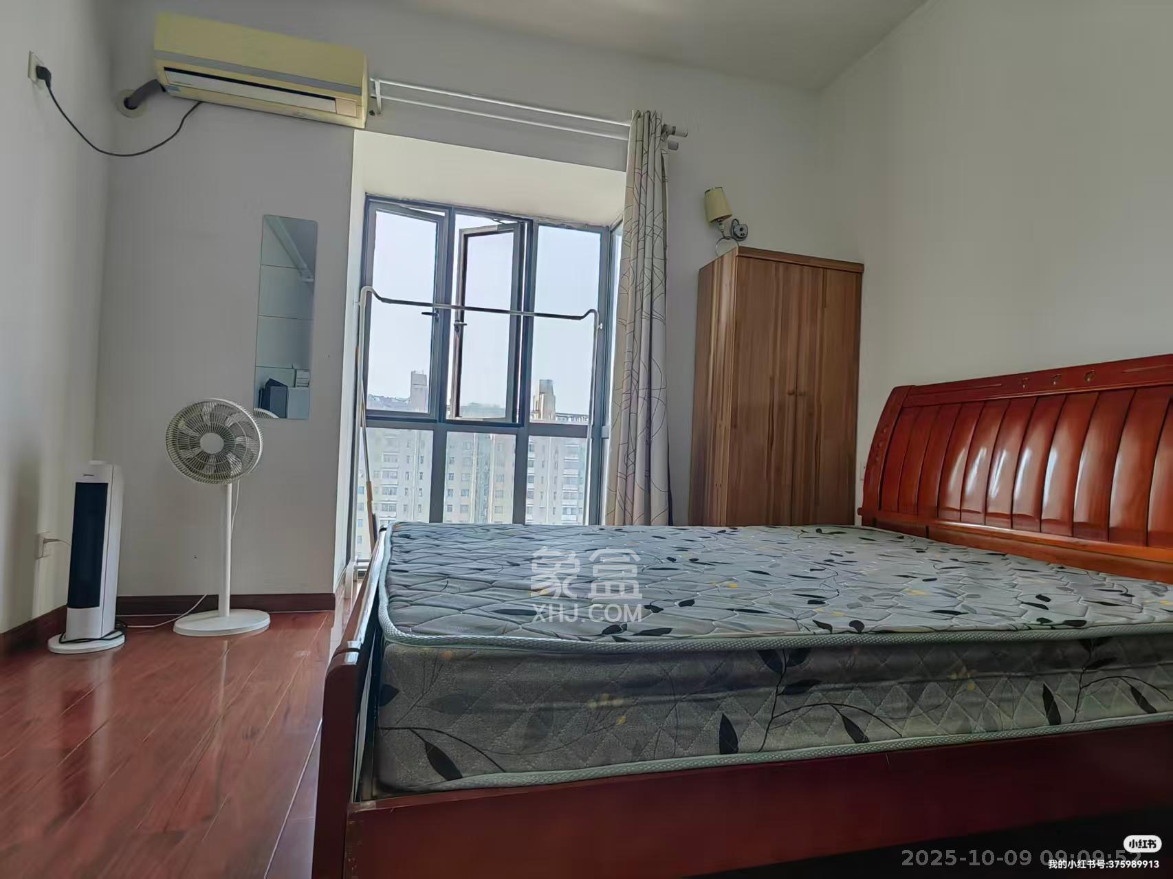 湘府东苑  1室1厅1卫    1400.0元/月 湘府东苑  1室1厅1卫    1400.0元/月室内图