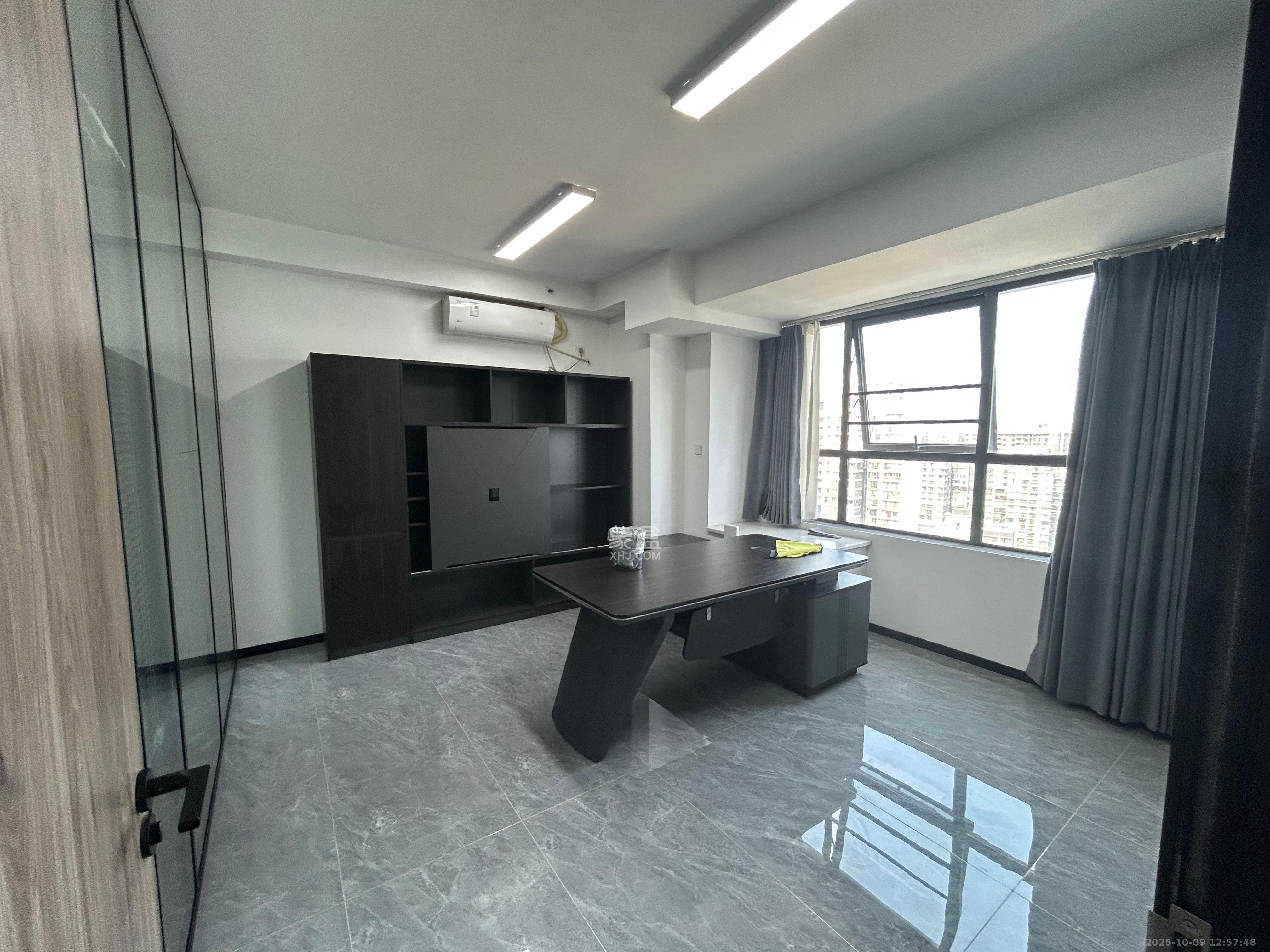 世景国际广场 1室1厅1卫 5500.0元/月 世景国际广场 1室1厅1卫 5500.0元/月室内图