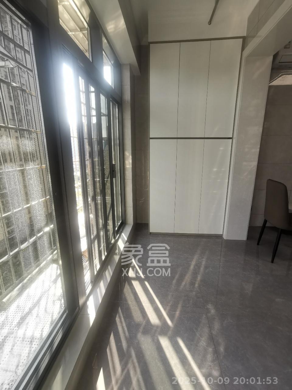 和景家园一期  2室2厅1卫    1800.0元/月室内图