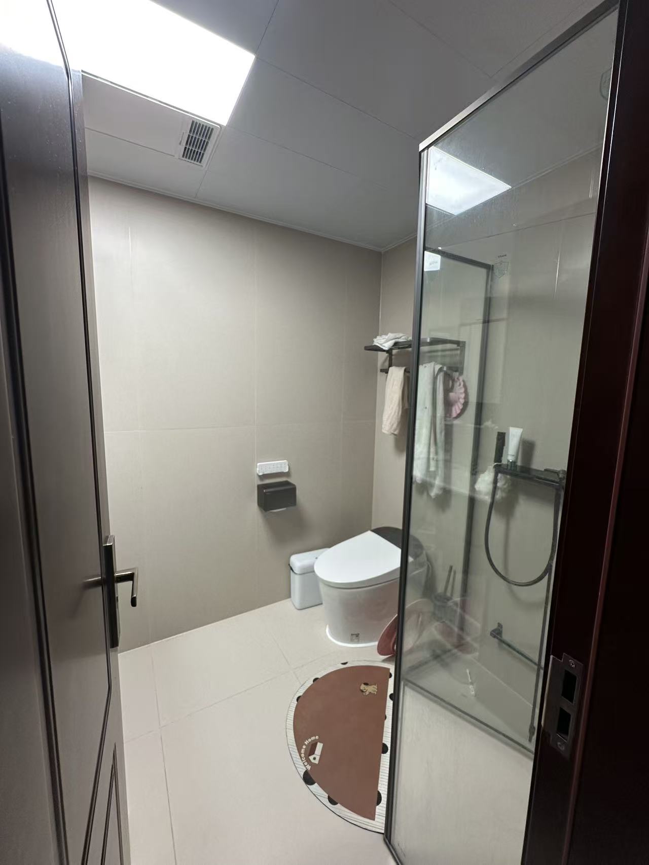 北辰府 1室0厅0卫 238.0万 北辰府 1室0厅0卫 238.0万客厅