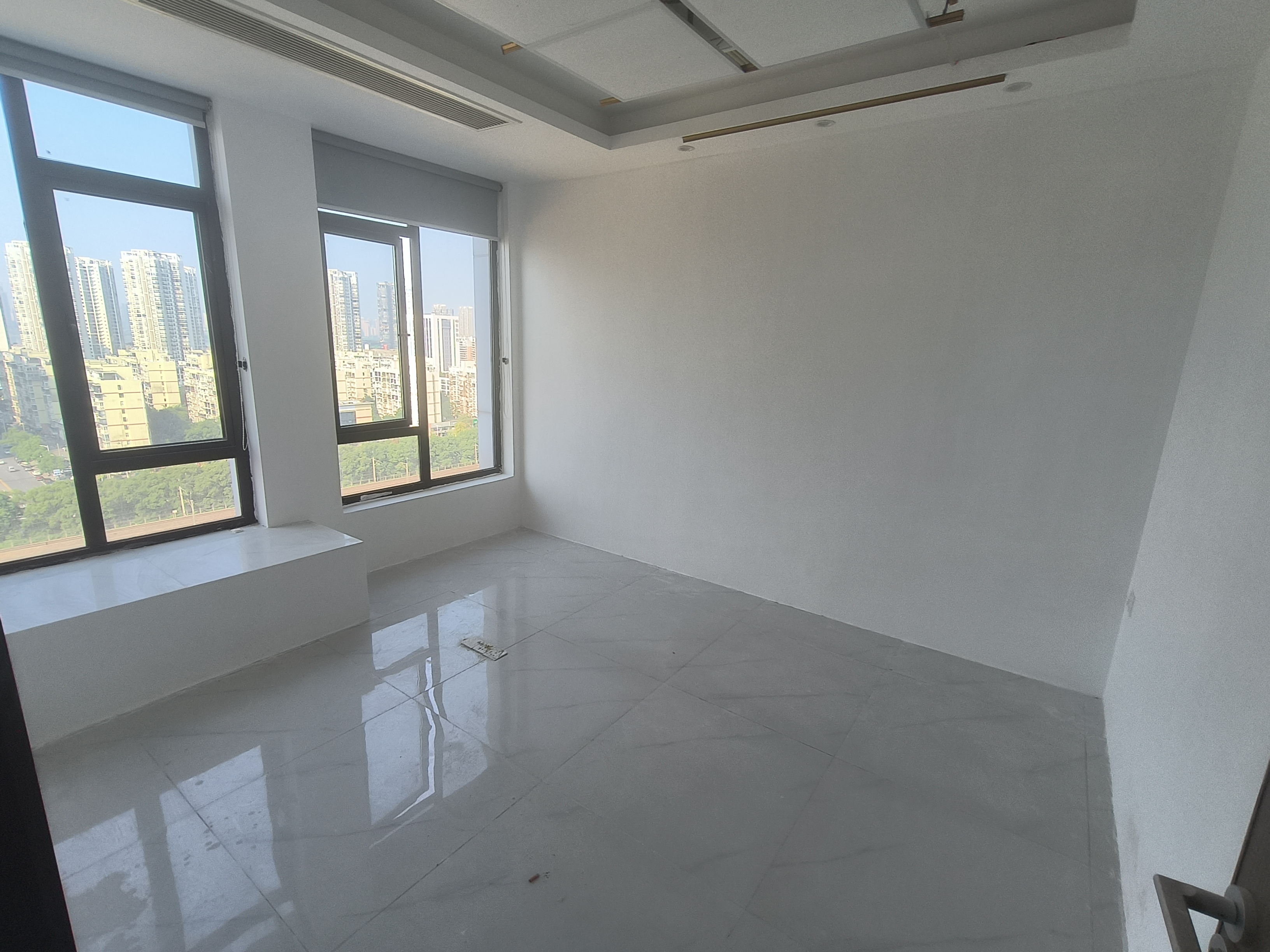 润和国际广场   100.0㎡      5800.0元/月小区图