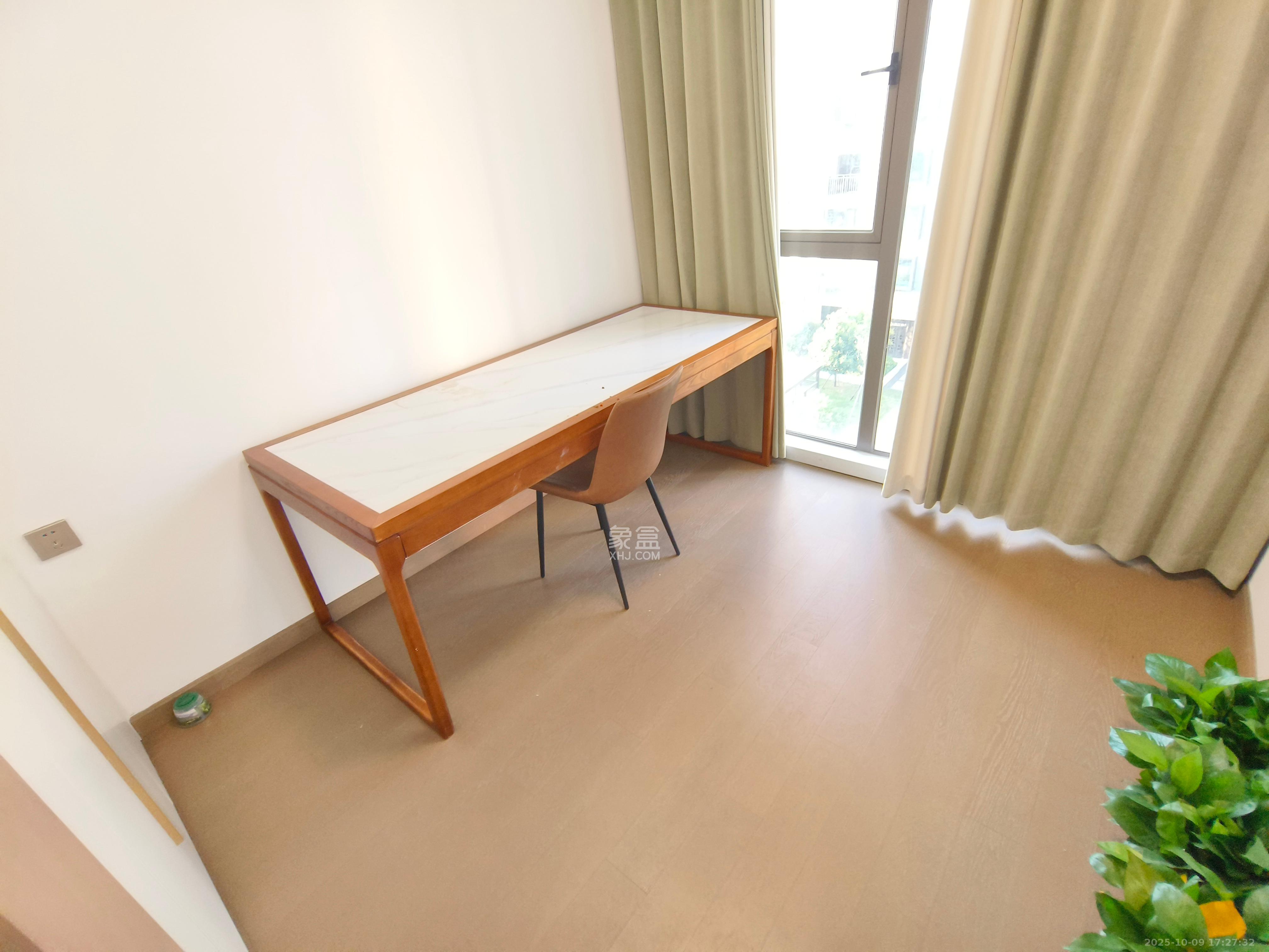 阳光城翡丽云邸  4室2厅2卫    3700.0元/月室内图