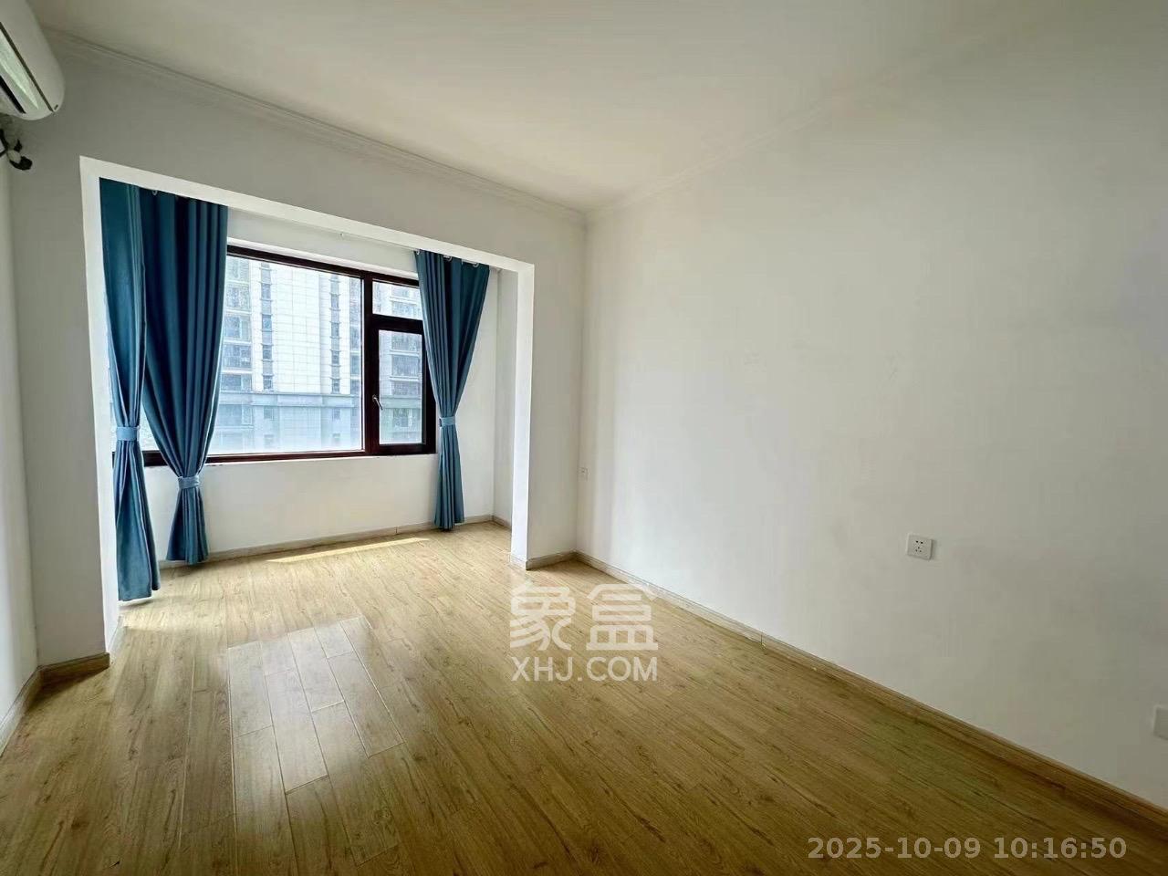 天翼花园(中国电信单位房) 3室2厅2卫 2800.0元/月 天翼花园(中国电信单位房) 3室2厅2卫 2800.0元/月室内图