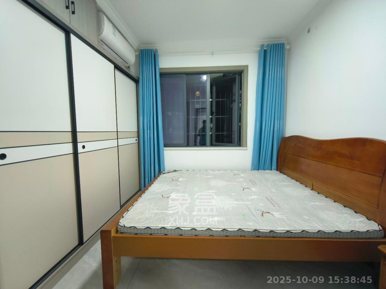 山水新城  3室2厅2卫    2600.0元/月室内图