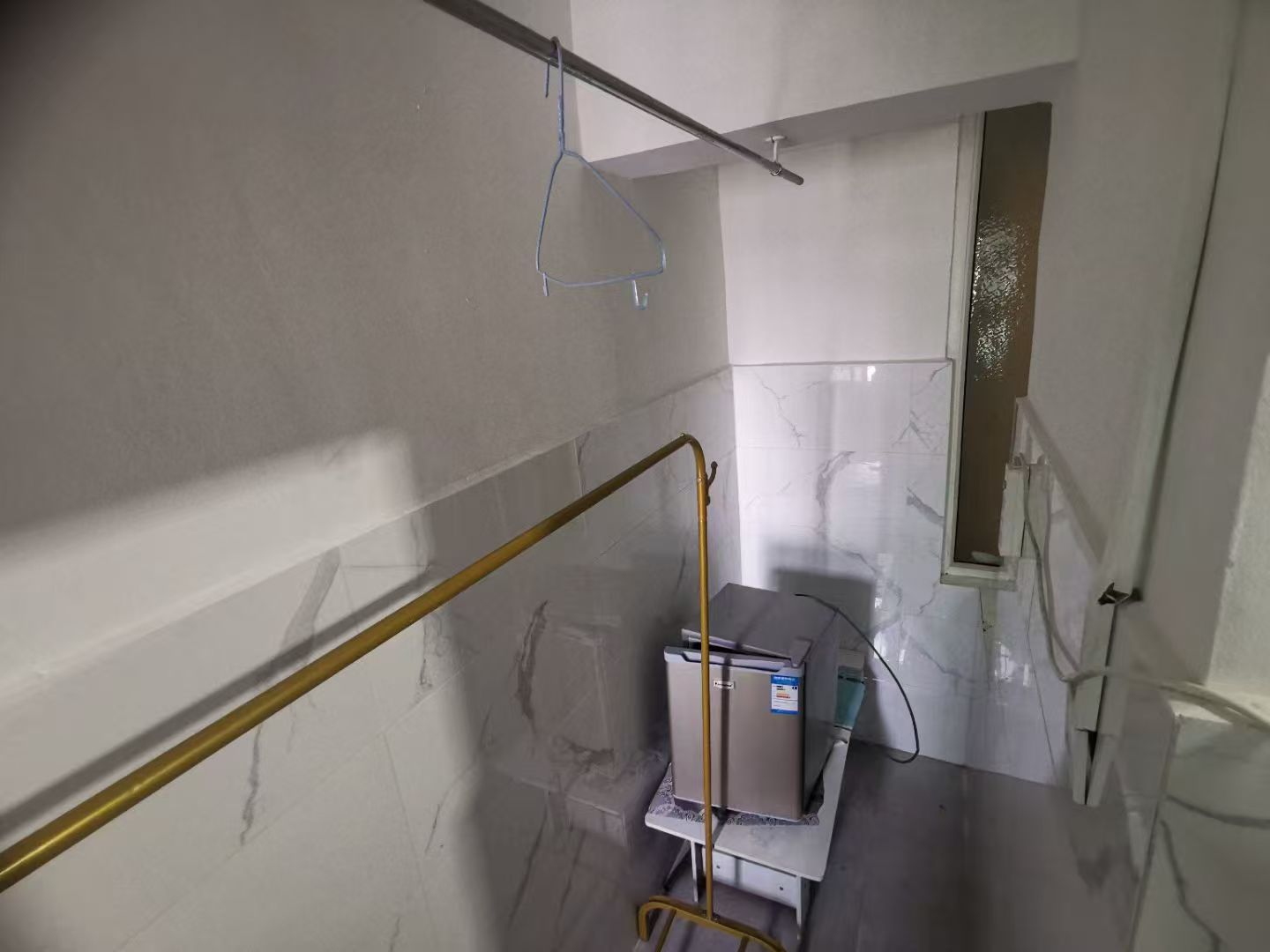 金钟大厦 1室1厅1卫 1200.0元/月 金钟大厦 1室1厅1卫 1200.0元/月室内图