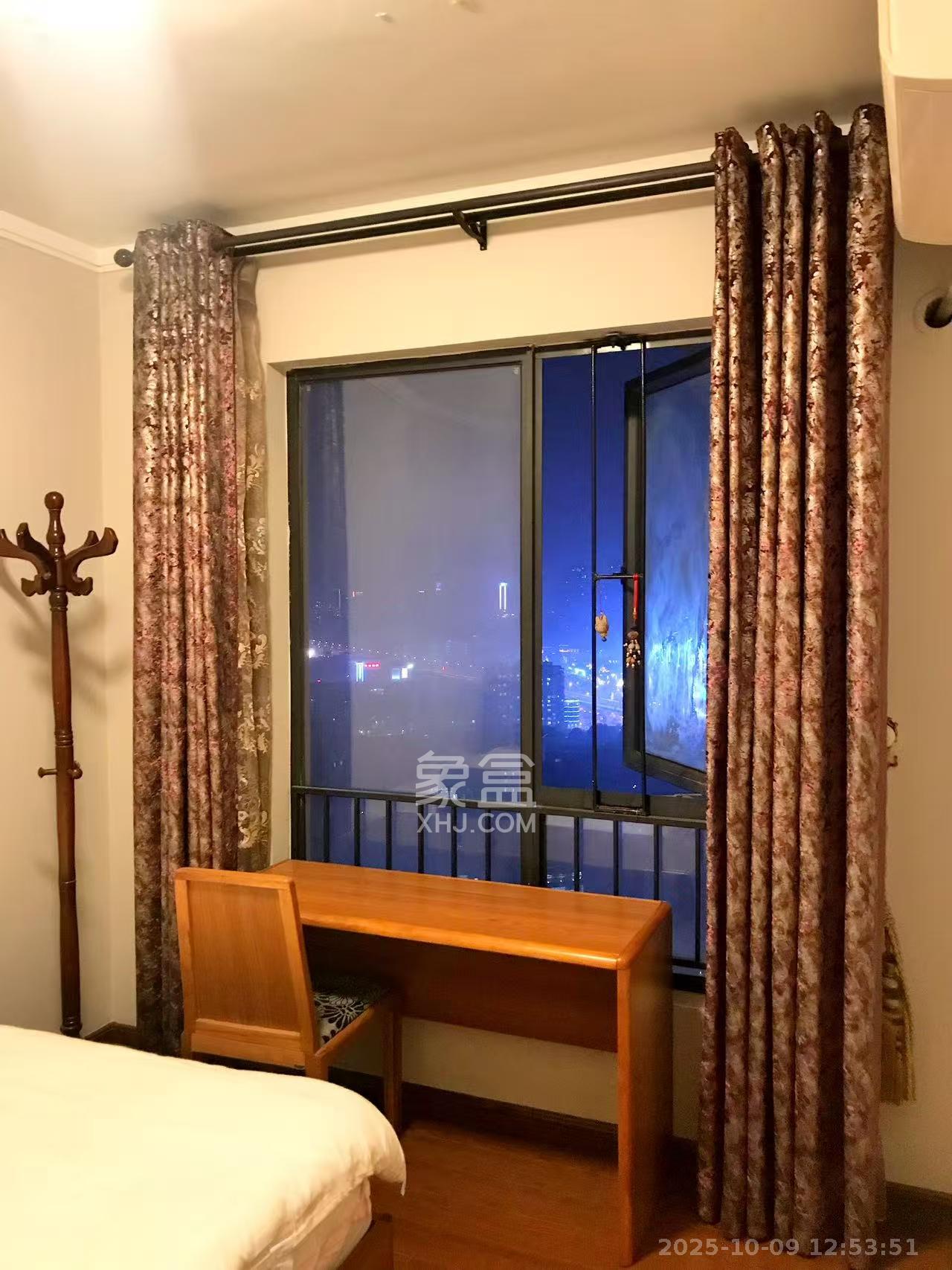 万科金域华府二期 3室2厅1卫 2500.0元/月 万科金域华府二期 3室2厅1卫 2500.0元/月室内图