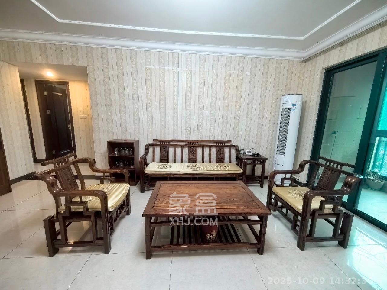 恒大雅苑 4室2厅2卫 3400.0元/月 恒大雅苑 4室2厅2卫 3400.0元/月室内图