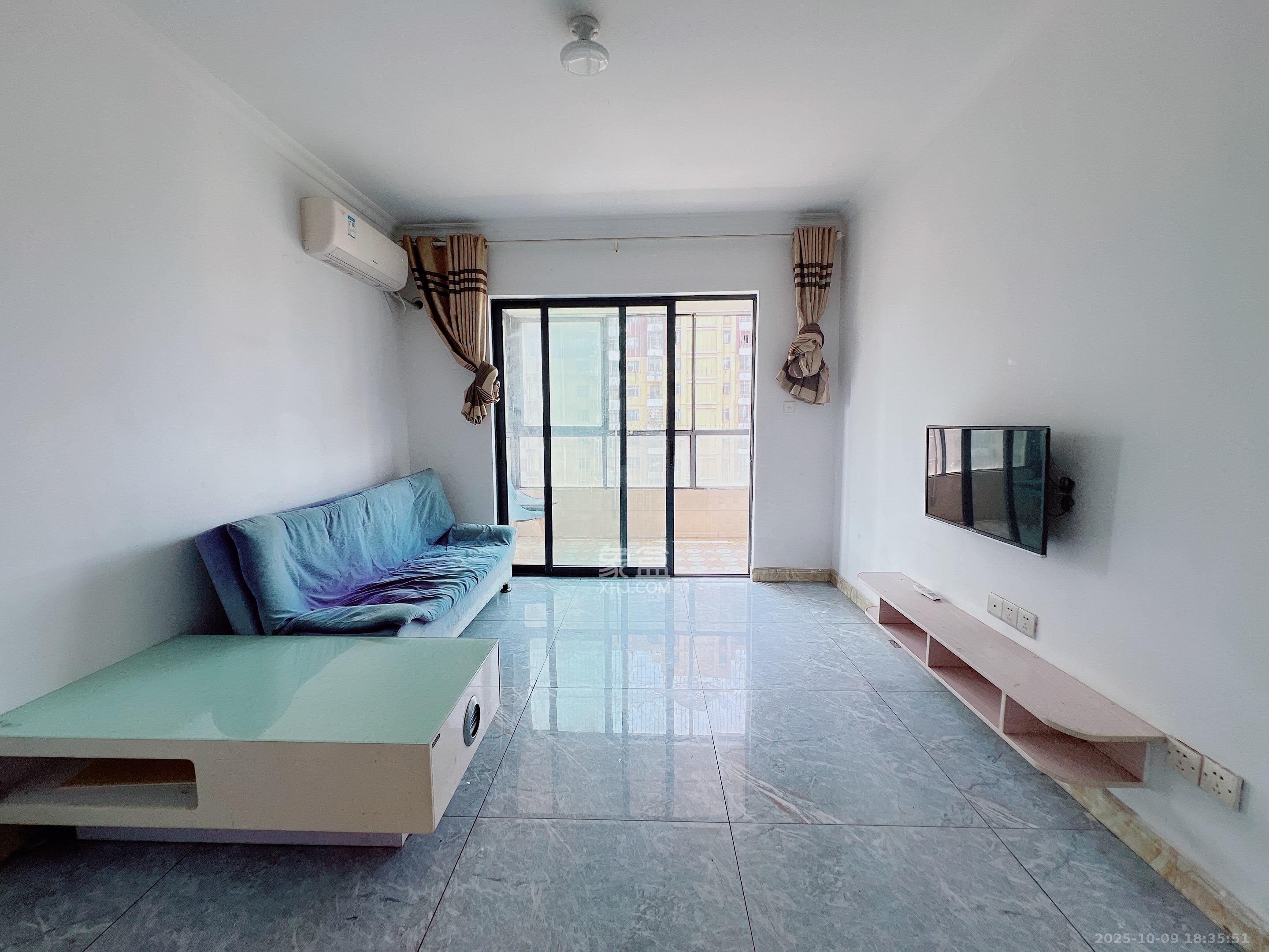 中国铁建国际城二期  2室2厅1卫    1400.0元/月 中国铁建国际城二期  2室2厅1卫    1400.0元/月室内图