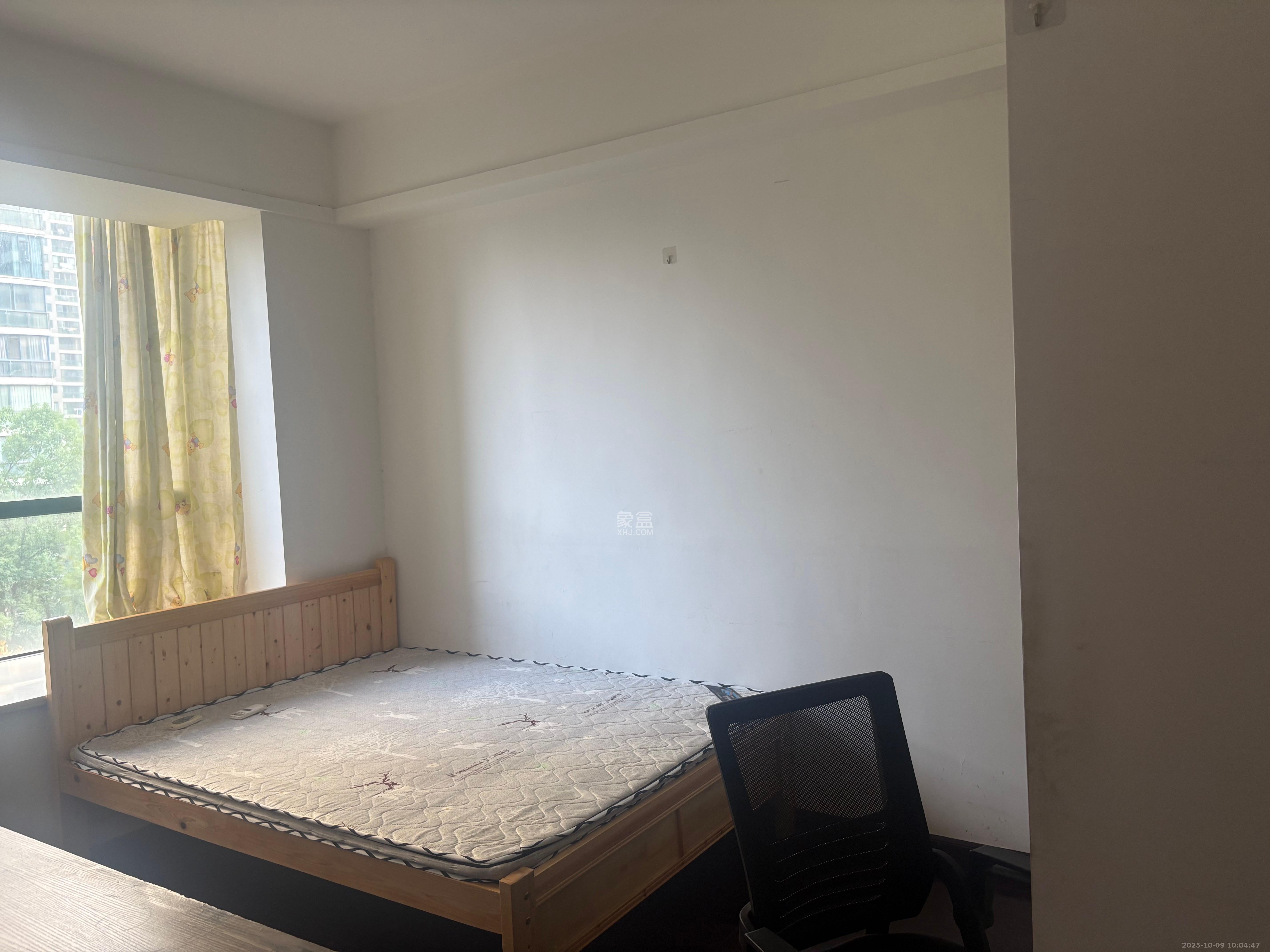 湘江世纪城望江苑  3室2厅2卫    2400.0元/月 湘江世纪城望江苑  3室2厅2卫    2400.0元/月室内图