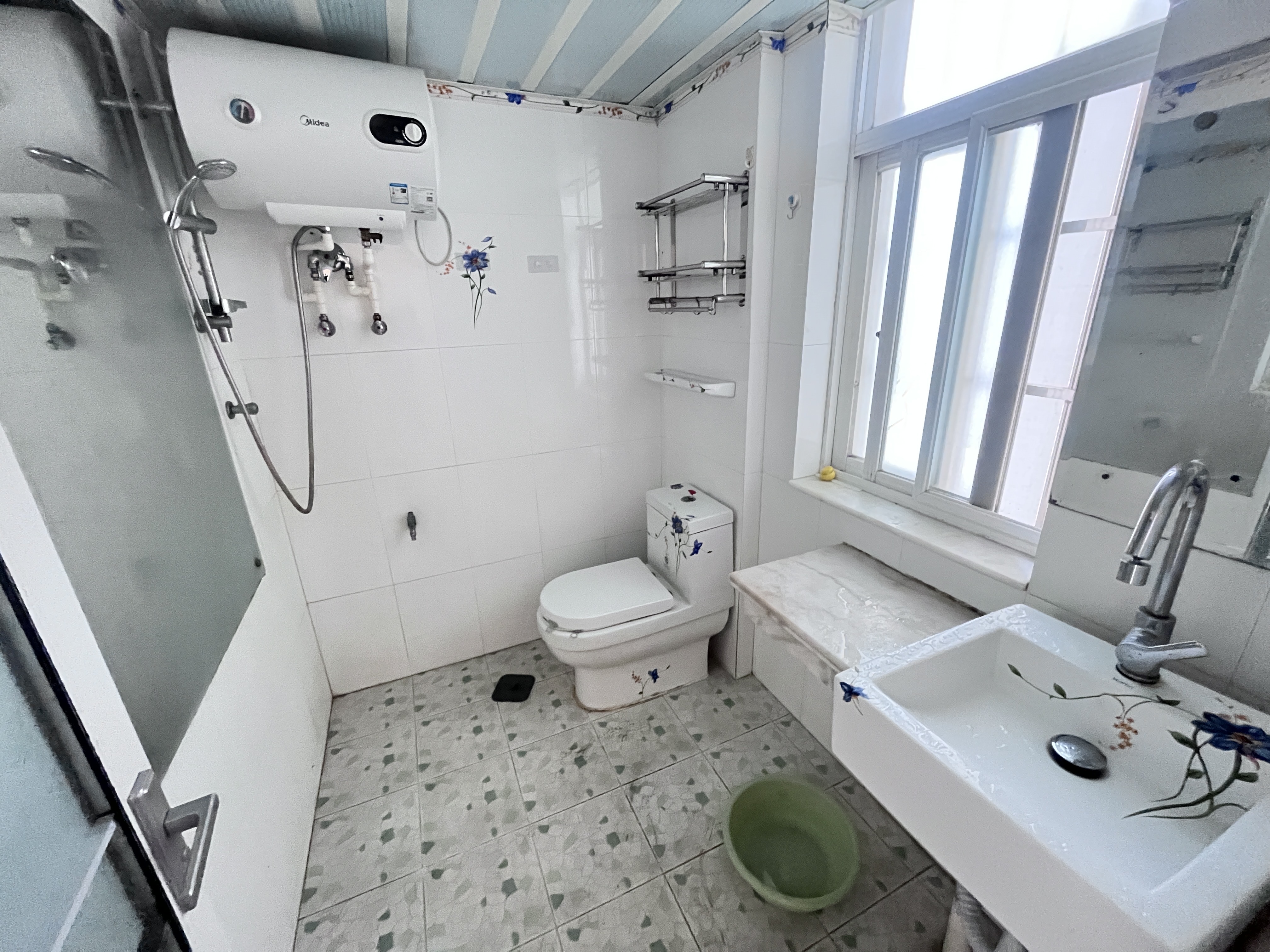 海韵裕都 2室2厅1卫 2500.0元/月 海韵裕都 2室2厅1卫 2500.0元/月室内图