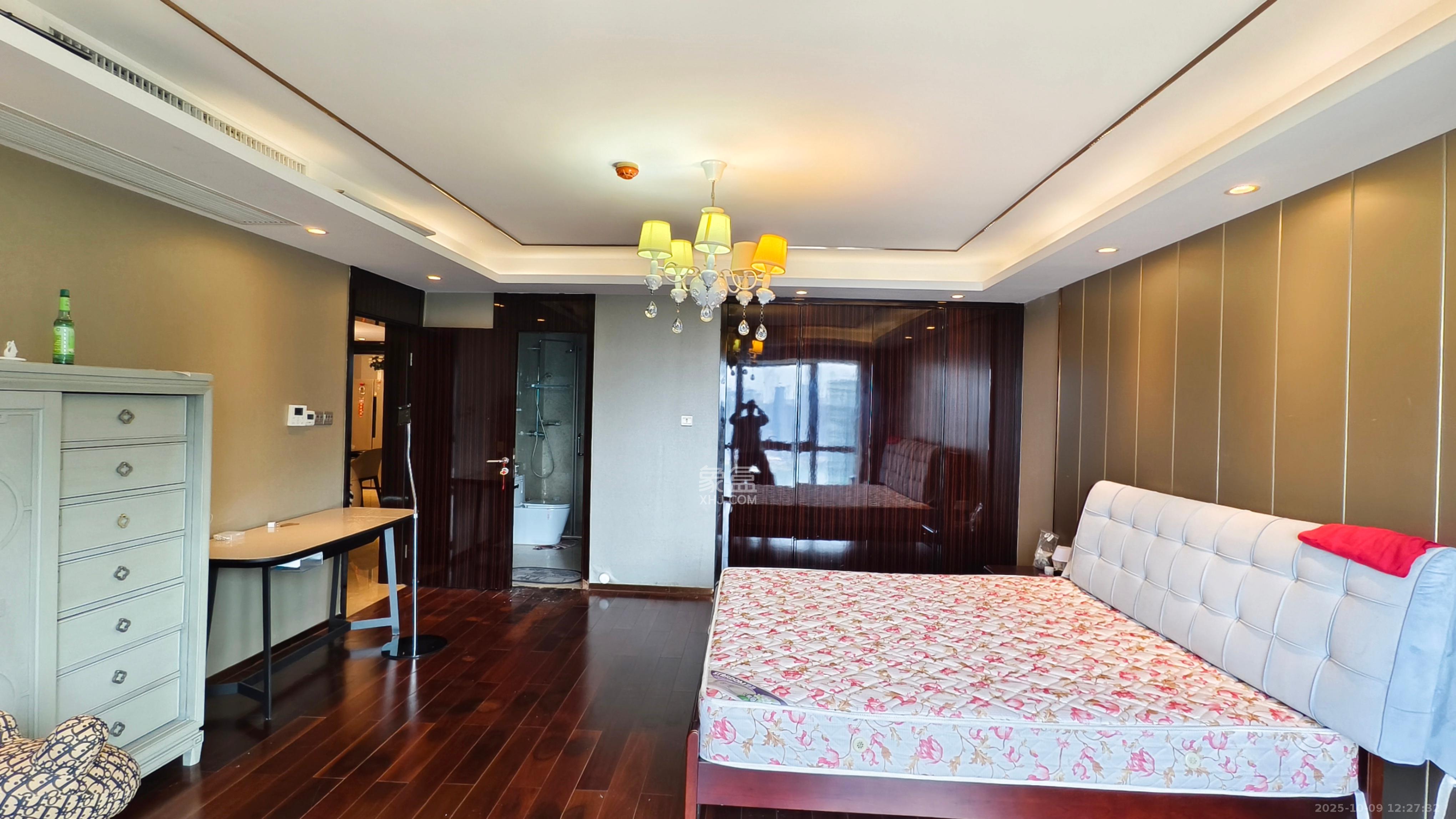 北辰定江洋  3室2厅3卫    8000.0元/月室内图