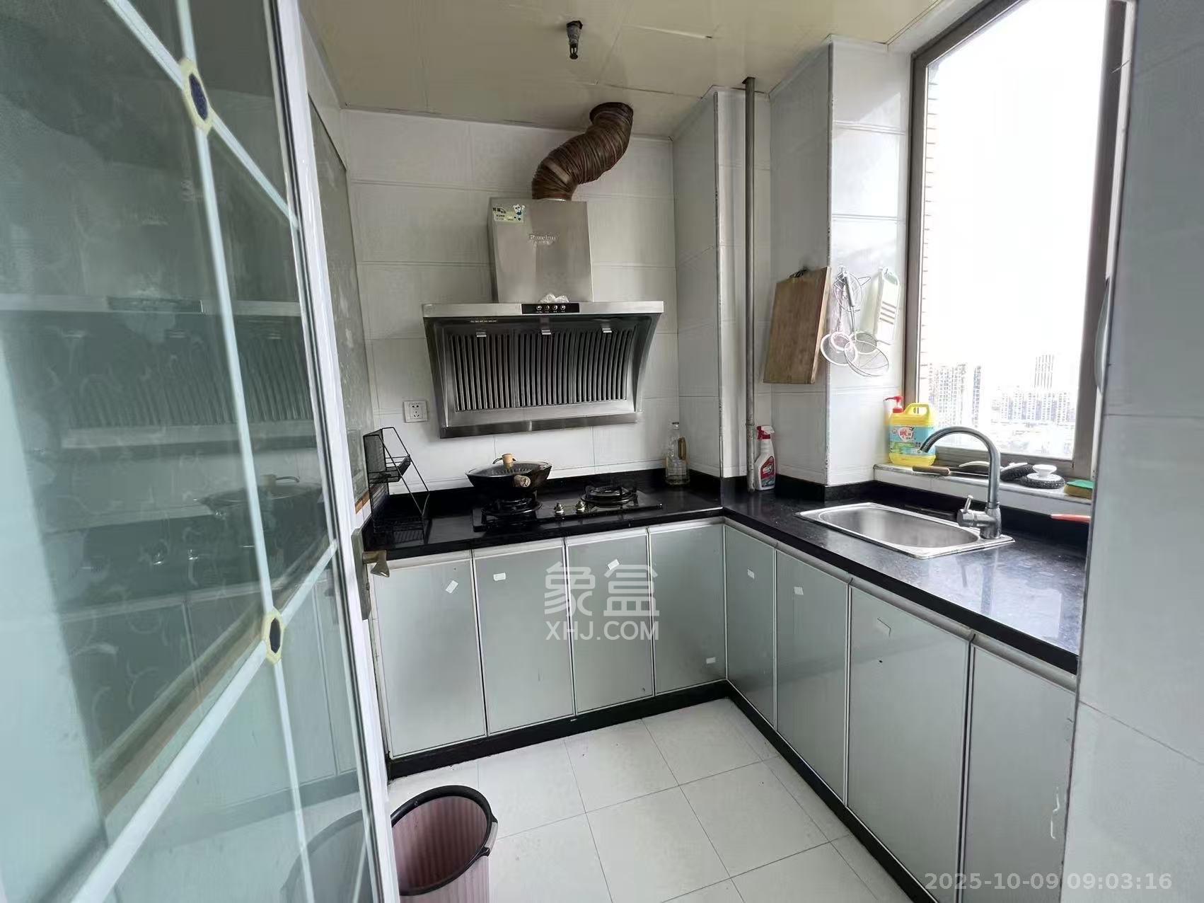 汇达国际公馆(汇达大厦) 1室1厅1卫 1500.0元/月 汇达国际公馆(汇达大厦) 1室1厅1卫 1500.0元/月室内图