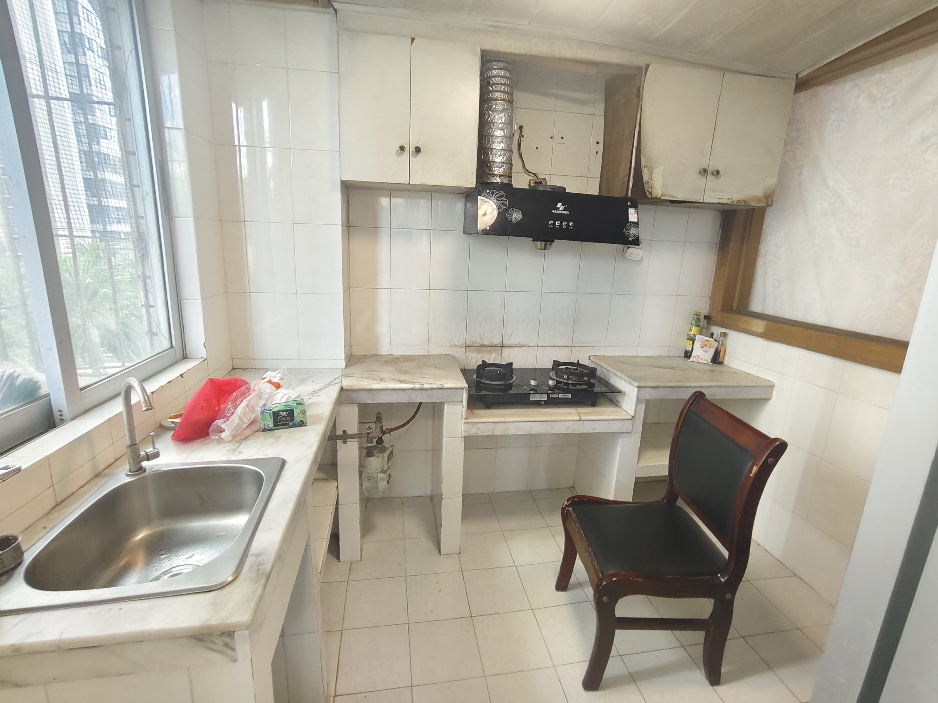 昌茂花园 3室2厅2卫 2500.0元/月 昌茂花园 3室2厅2卫 2500.0元/月室内图